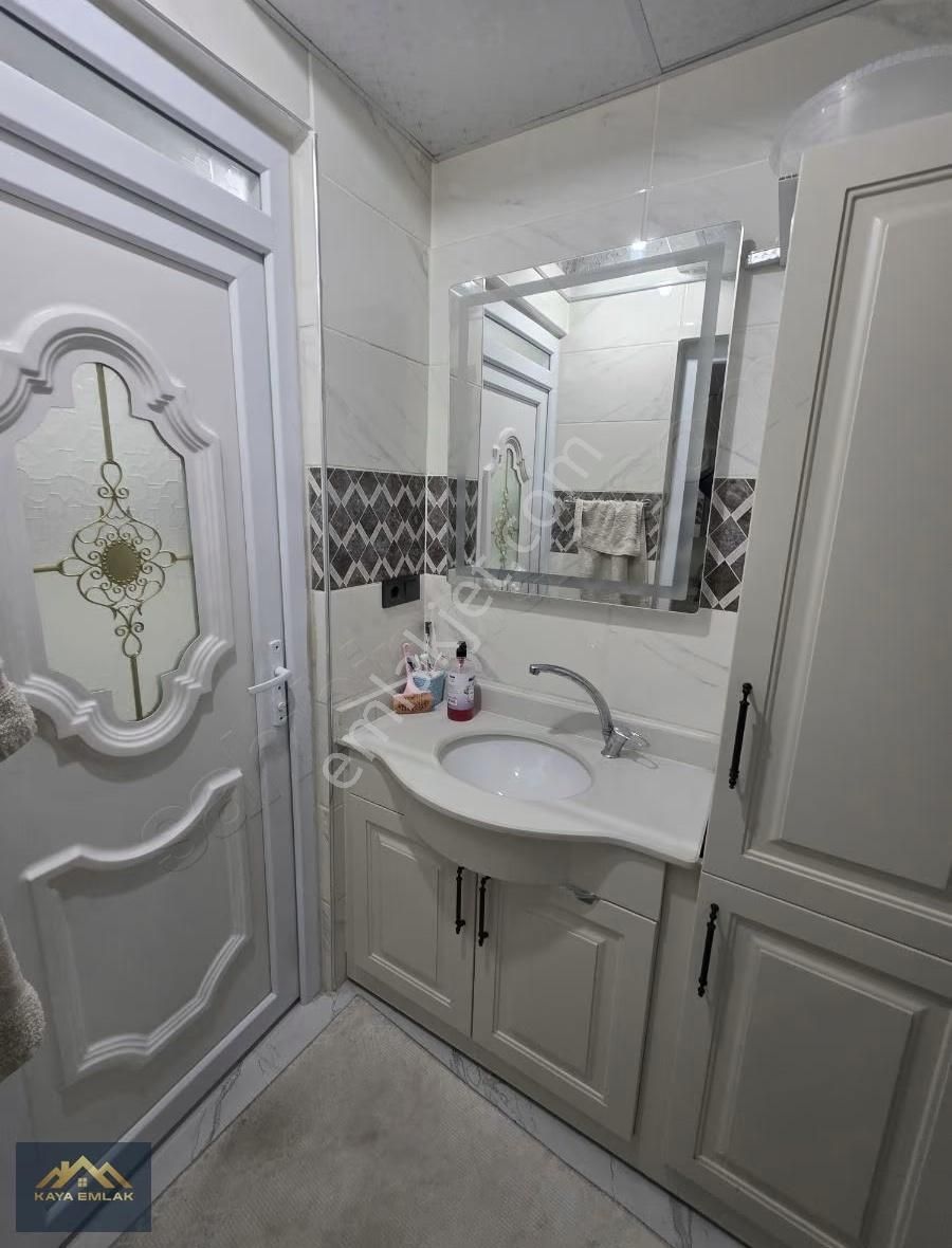 Yeşilevler Merkezi Konumda Ara Kat 4+1 Kattan Bölme Daire - Görsel 21