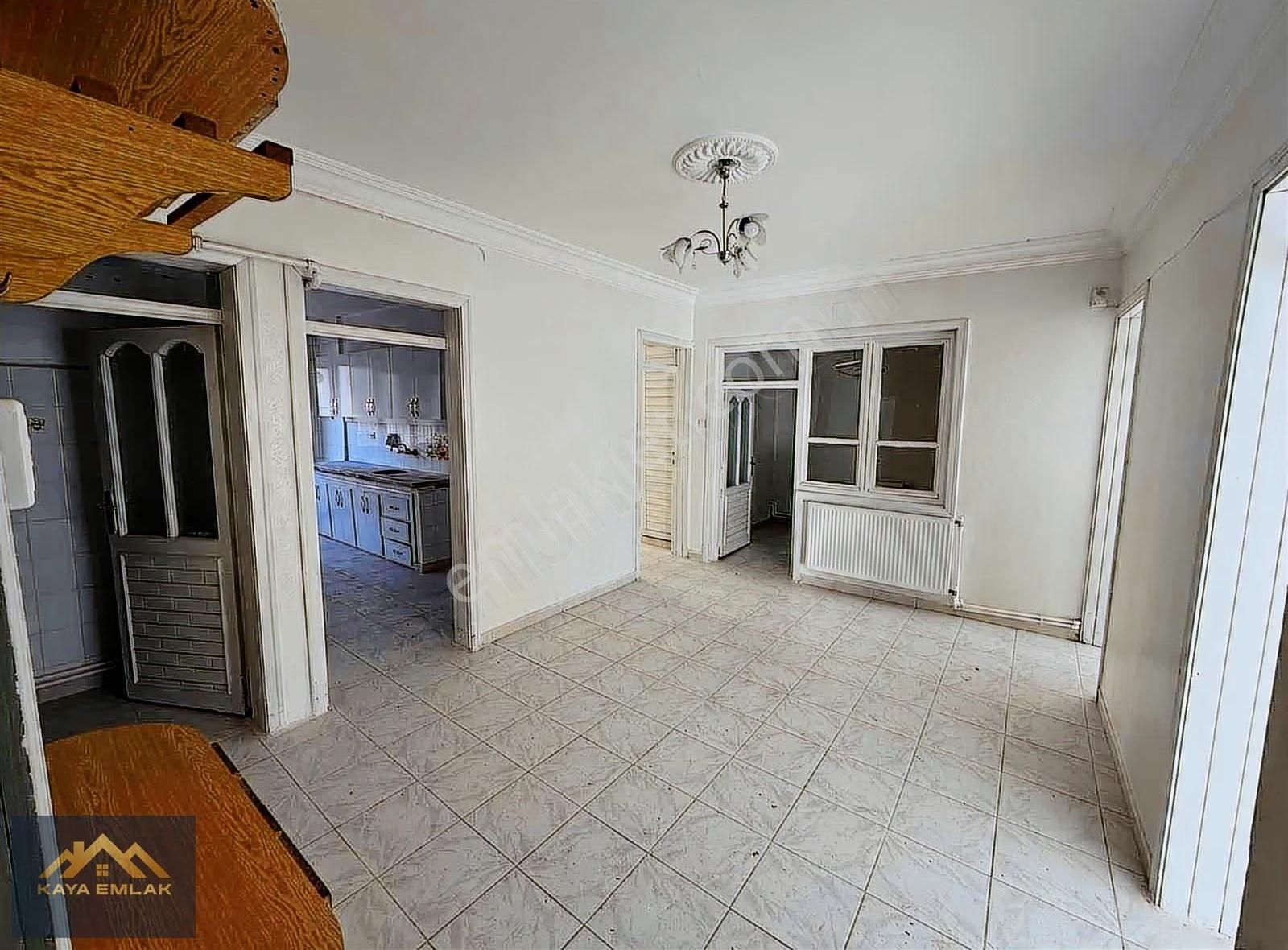 Konak Mahallesinde Fırsat! 3+1 Doğalgazlı Geniş Oturumlu Daire - Görsel 6