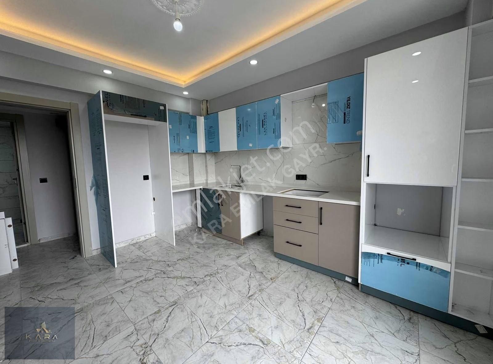 Cumhuriyet Mah. Doğalgazlı Kiralık Sıfır 3+1 Daire - Görsel 12