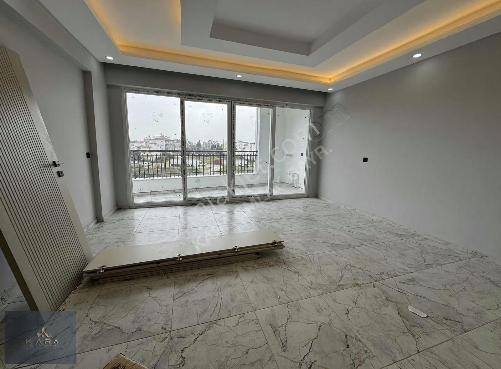 Cumhuriyet Mah. Doğalgazlı Kiralık Sıfır 3+1 Daire - Görsel 9