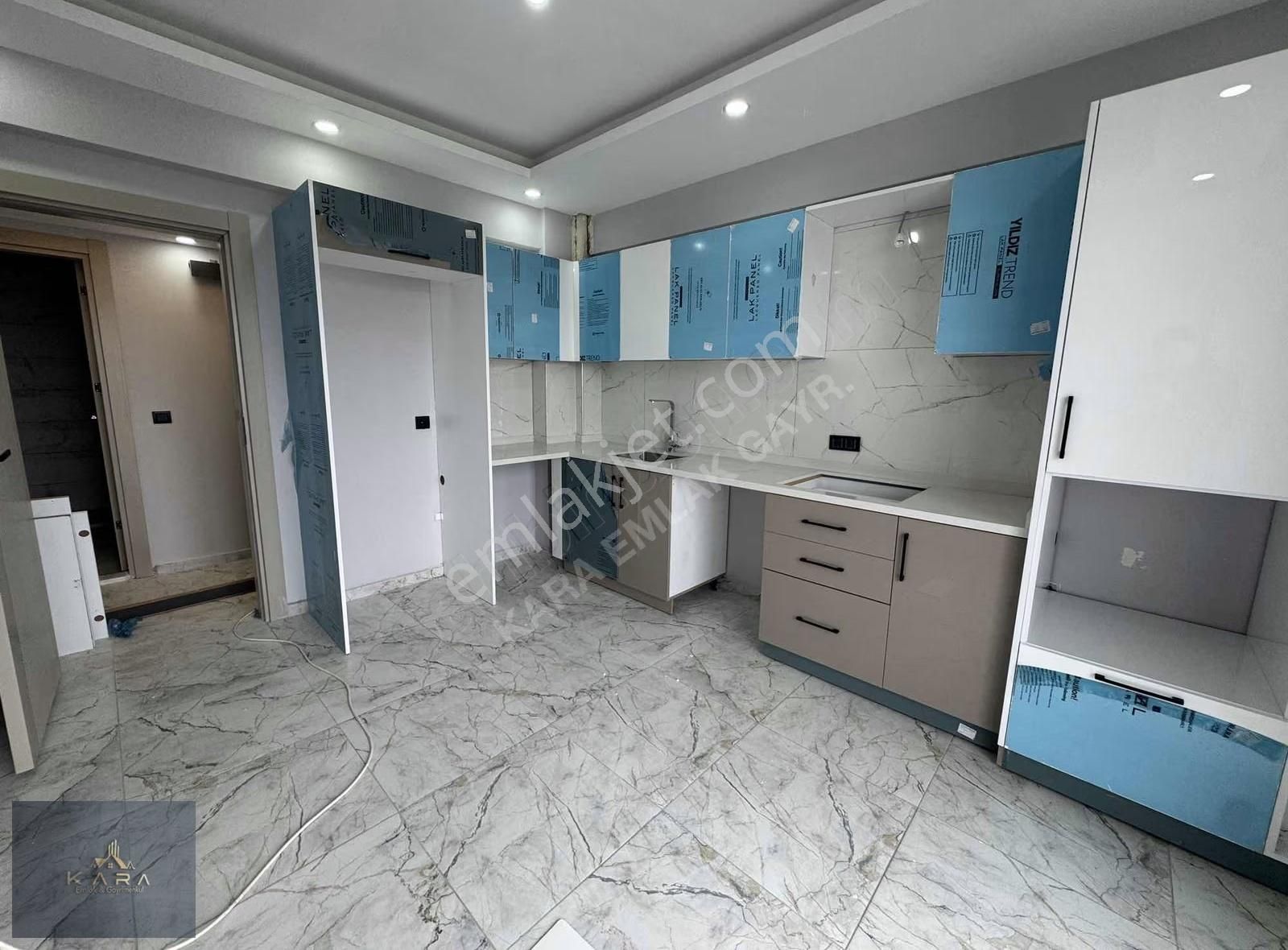 Cumhuriyet Mah. Doğalgazlı Kiralık Sıfır 3+1 Daire - Görsel 11