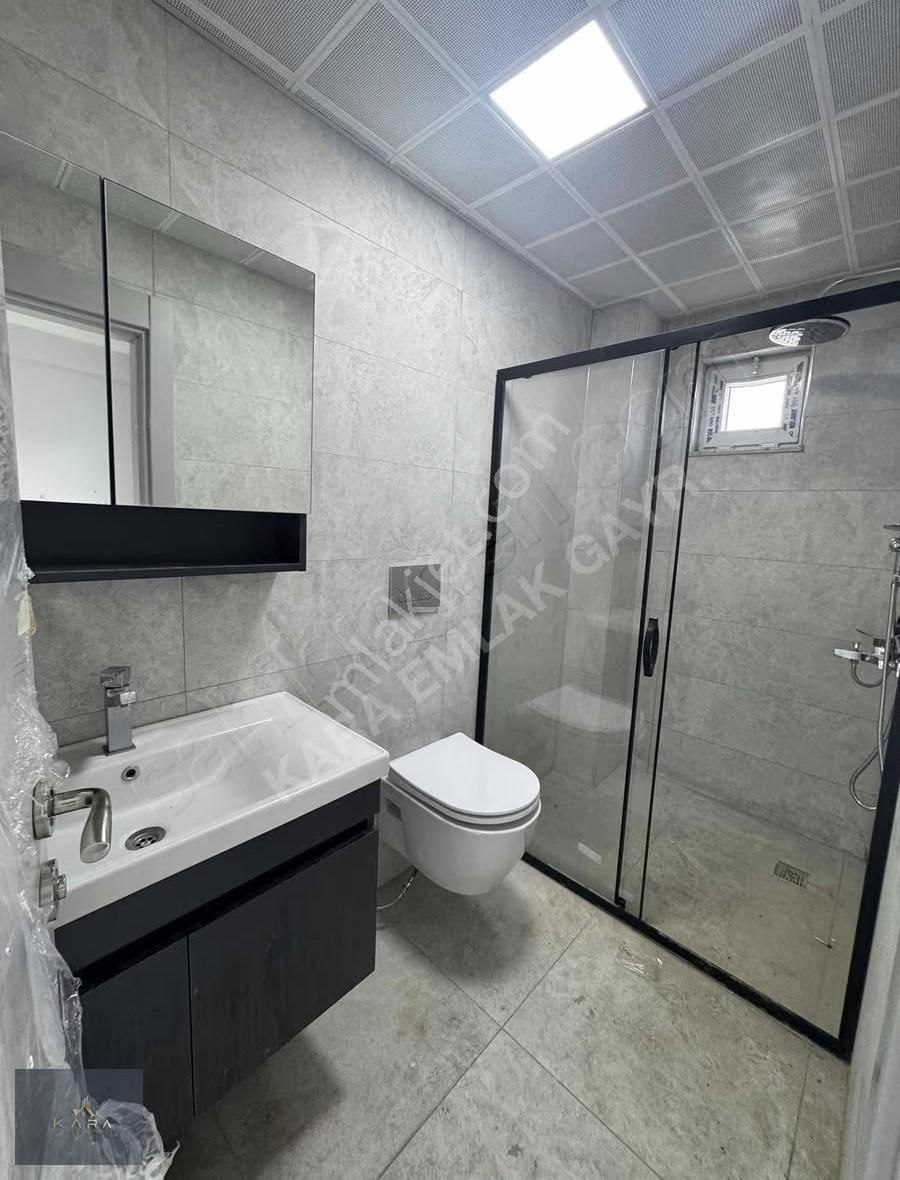 Bahçeşehir Kolj. Karşısı Kiralık Daire, Ebeveyn Banyolu, Havuzlu - Görsel 13