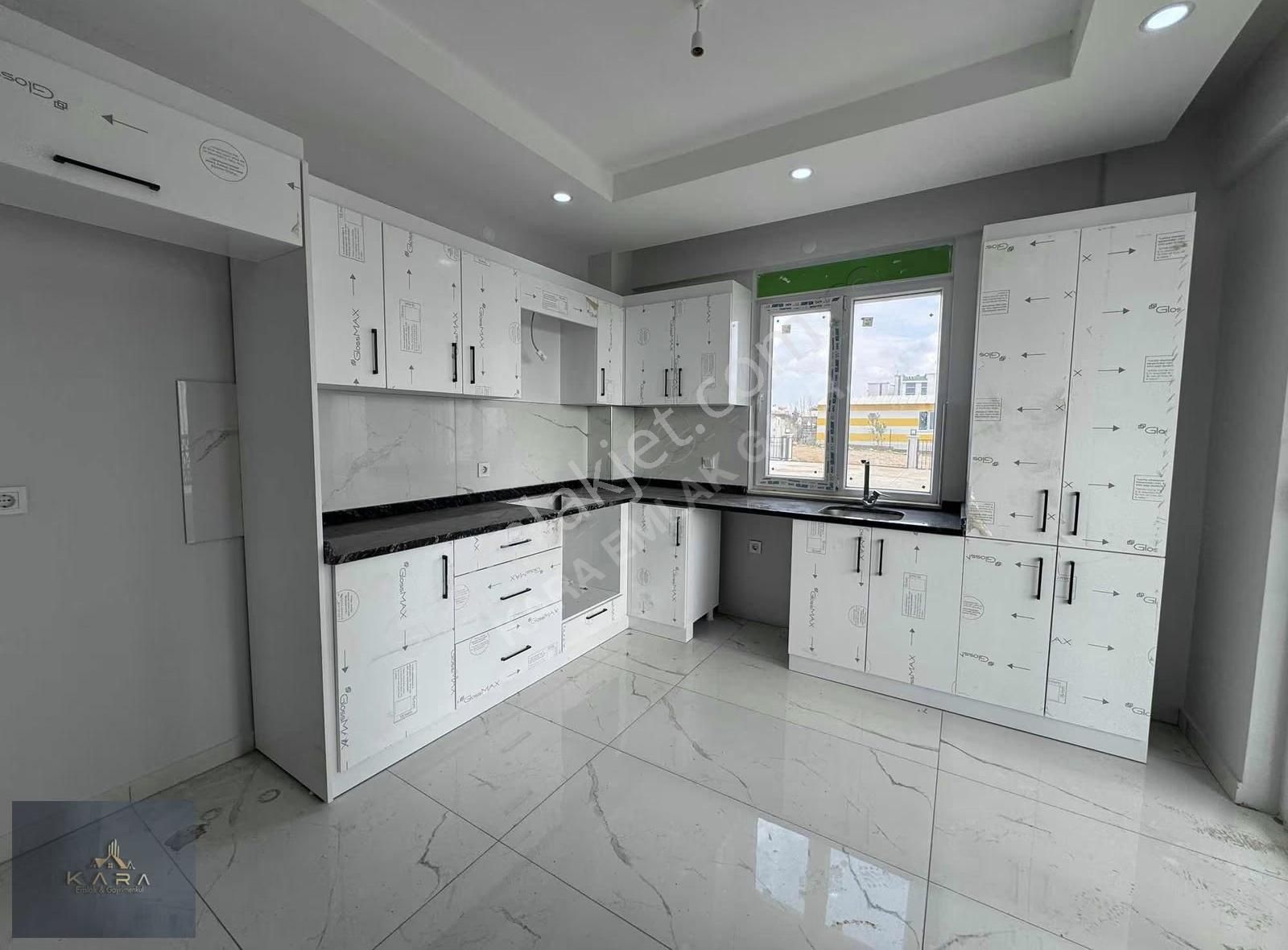 Bahçeşehir Kolj. Karşısı Kiralık Daire, Ebeveyn Banyolu, Havuzlu - Görsel 10