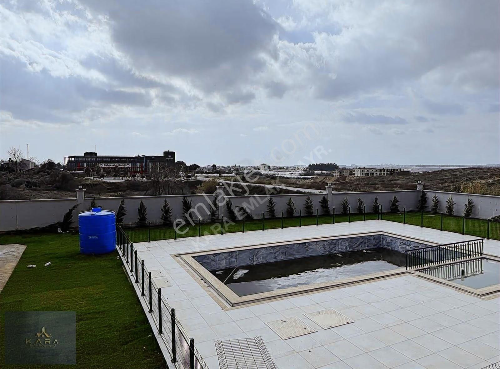 Bahçeşehir Kolj. Karşısı Kiralık Daire, Ebeveyn Banyolu, Havuzlu - Görsel 4