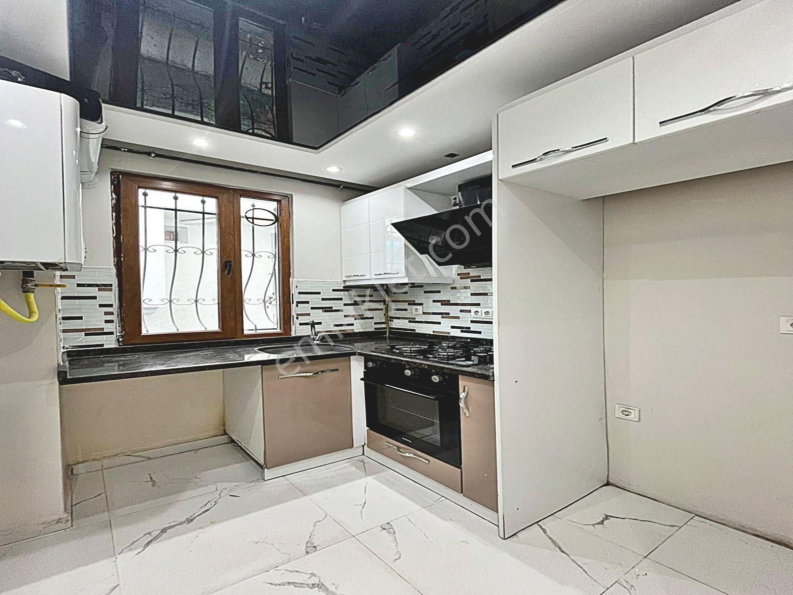 Esenyurt Mehmet Akif Ersoy Mahallesinde Butik Site İçerisinde Kelepir Yüksek Giriş 2+1 Daire - Görsel 4