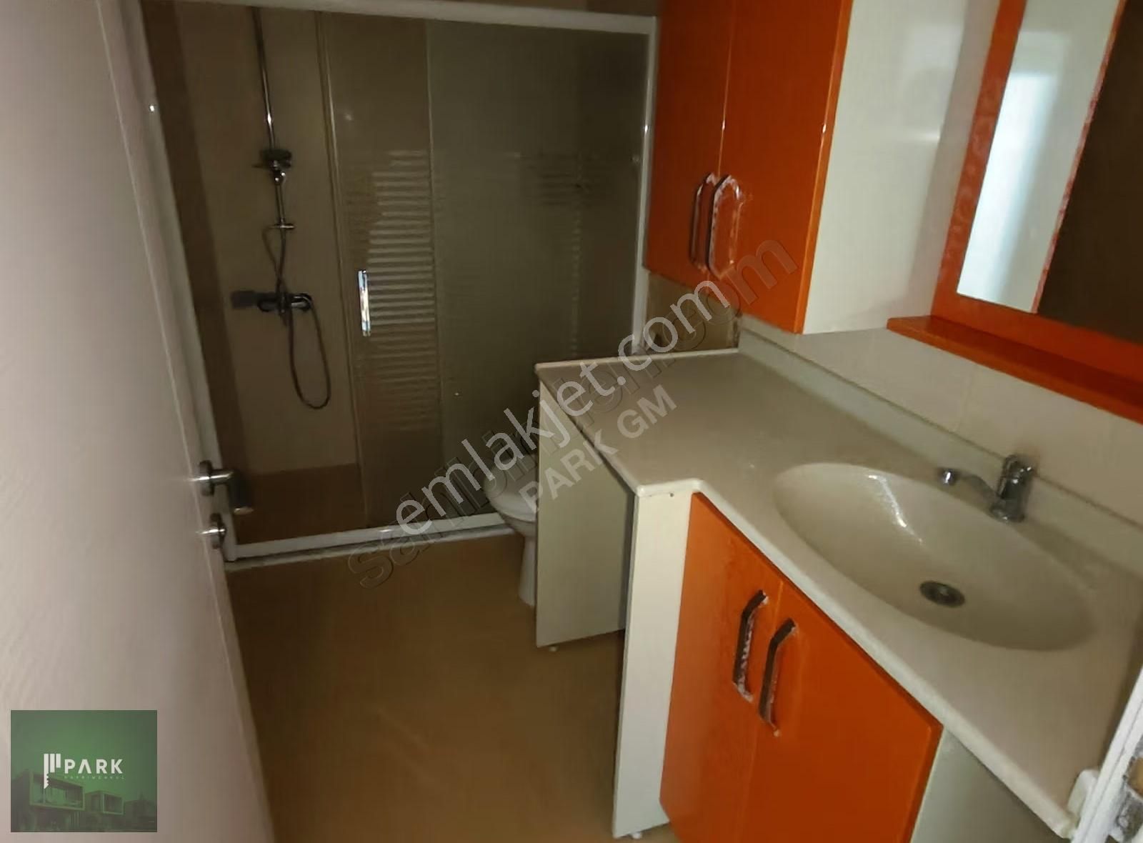 Park Gayrimenkul'den Akarbaşı Mahllesinde Kiralık 3+1 Daire - Görsel 13