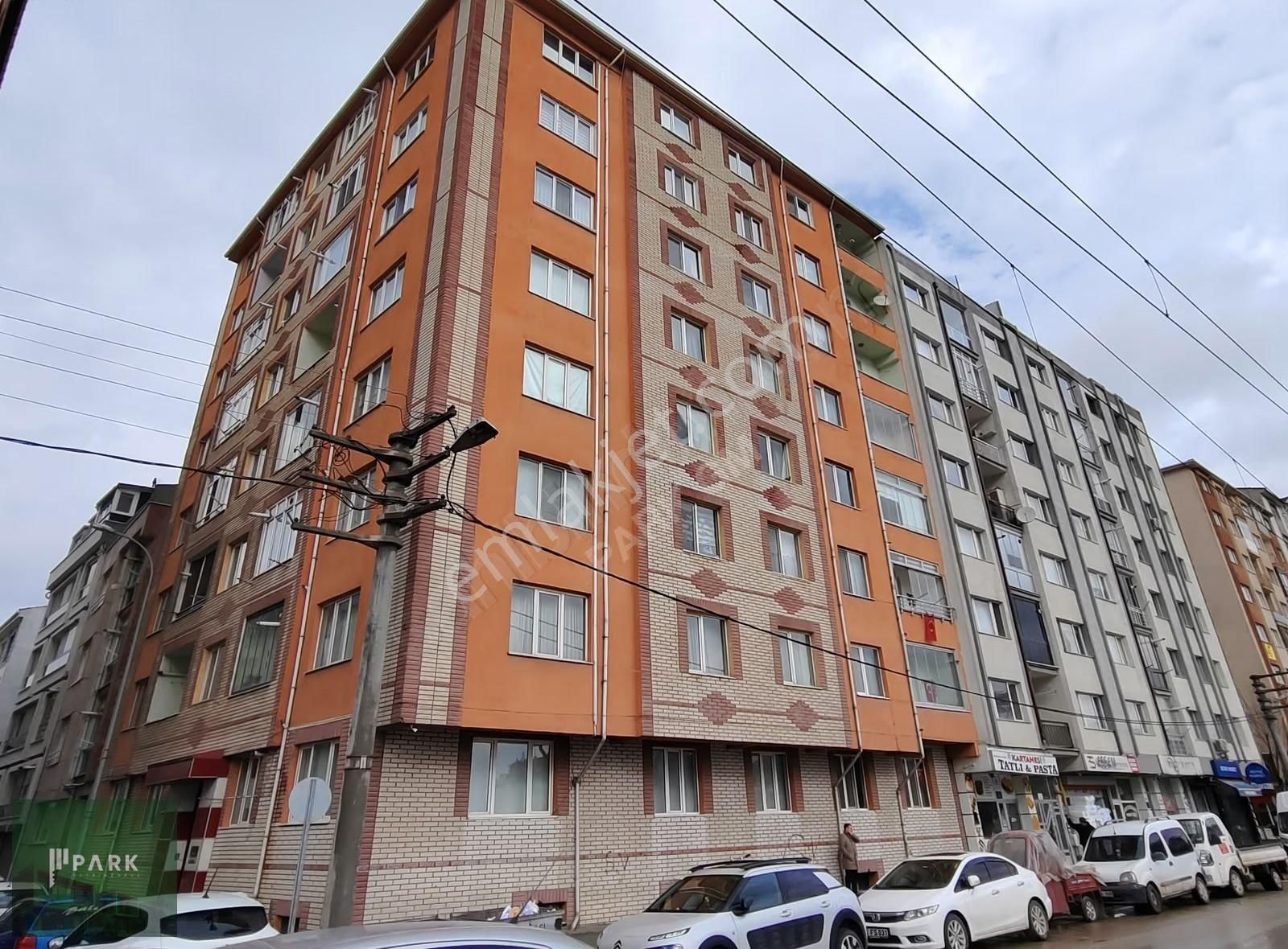 Park Gayrimenkulden Ömerağada Cadde Üzeri Satılık 3+1 Daire