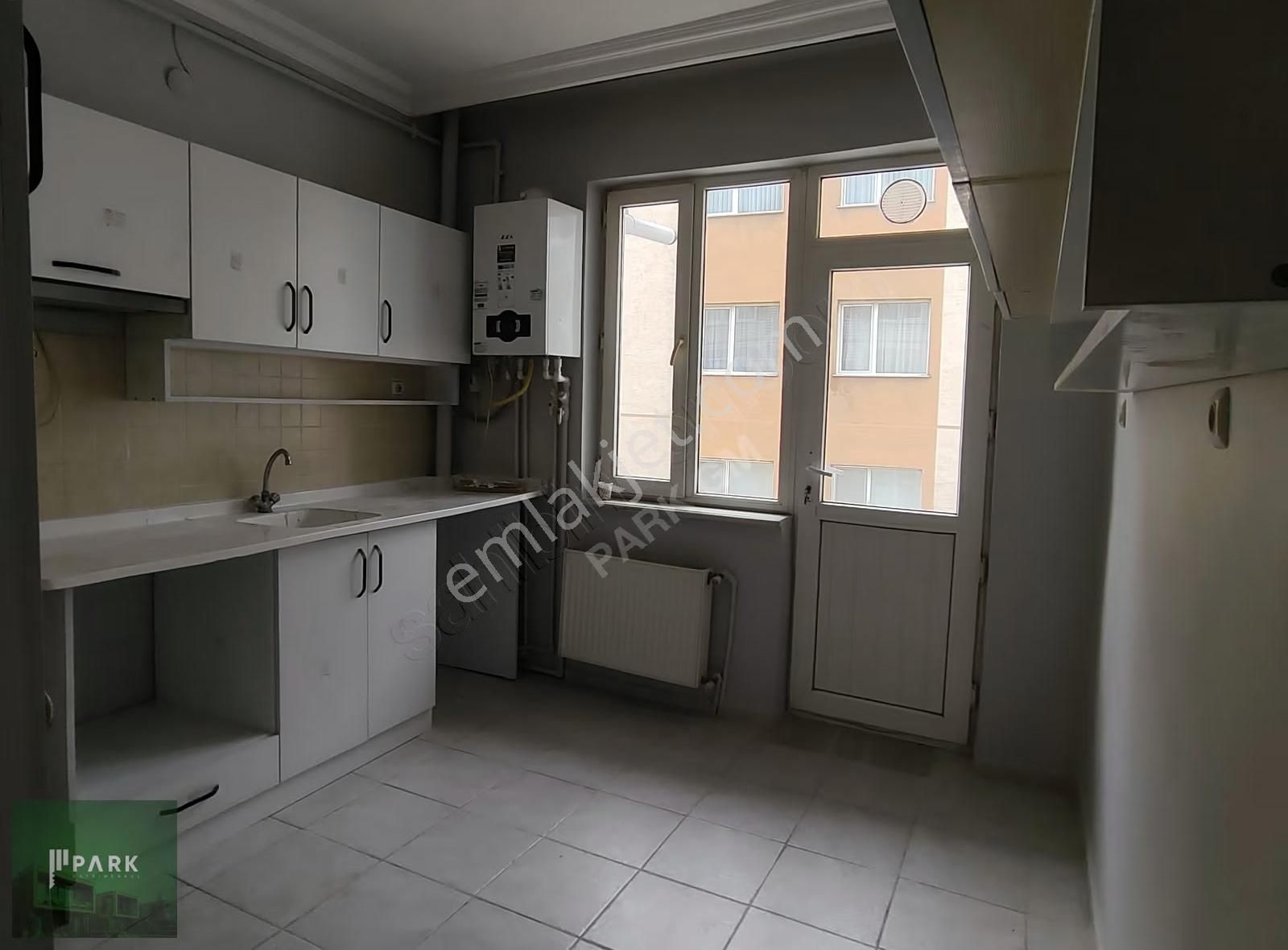 Park Gayrimenkulden Ömerağada Cadde Üzeri Satılık 3+1 Daire - Görsel 27