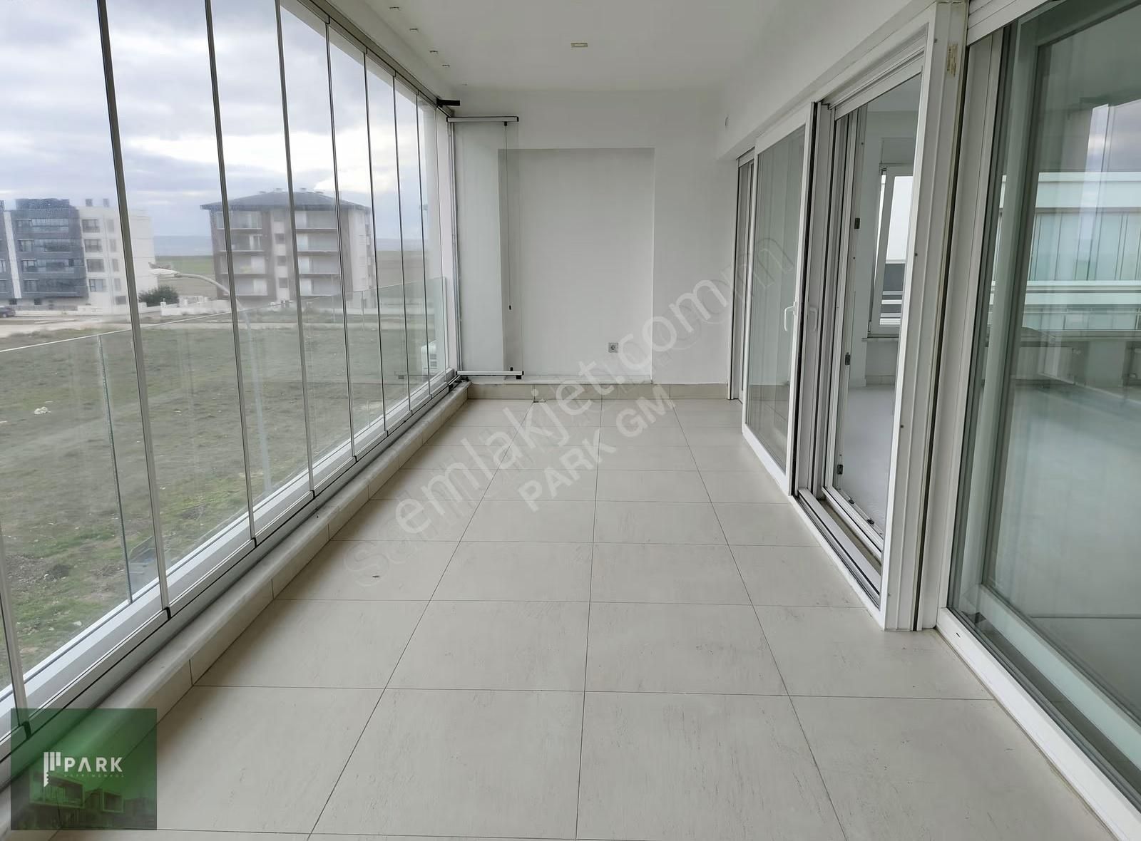 Park Gayrimenkul'den Batıkent İnci 2 Sitesinde Kiralık 3+1 Daire - Görsel 12