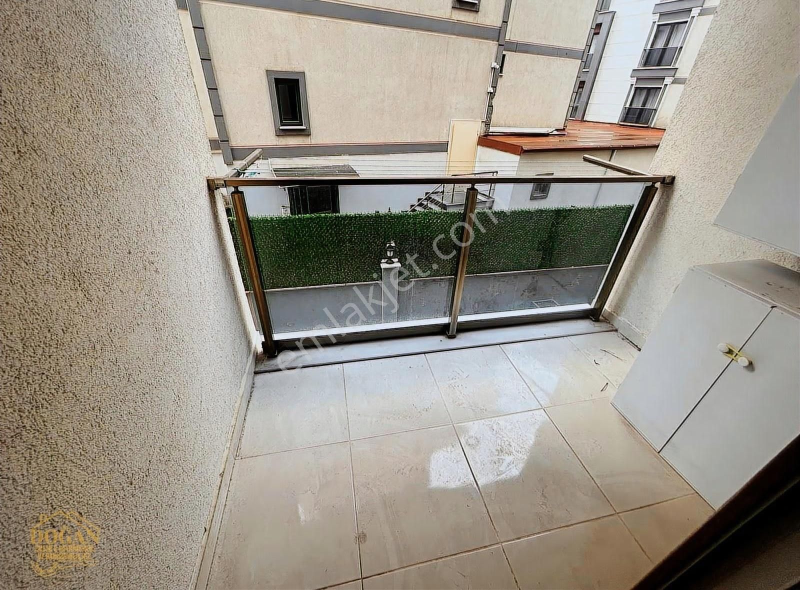 Zeytin Dalı Caddesi Vadi Park Sitesi 3+1 Ara Kat Satılık Daire - Görsel 3