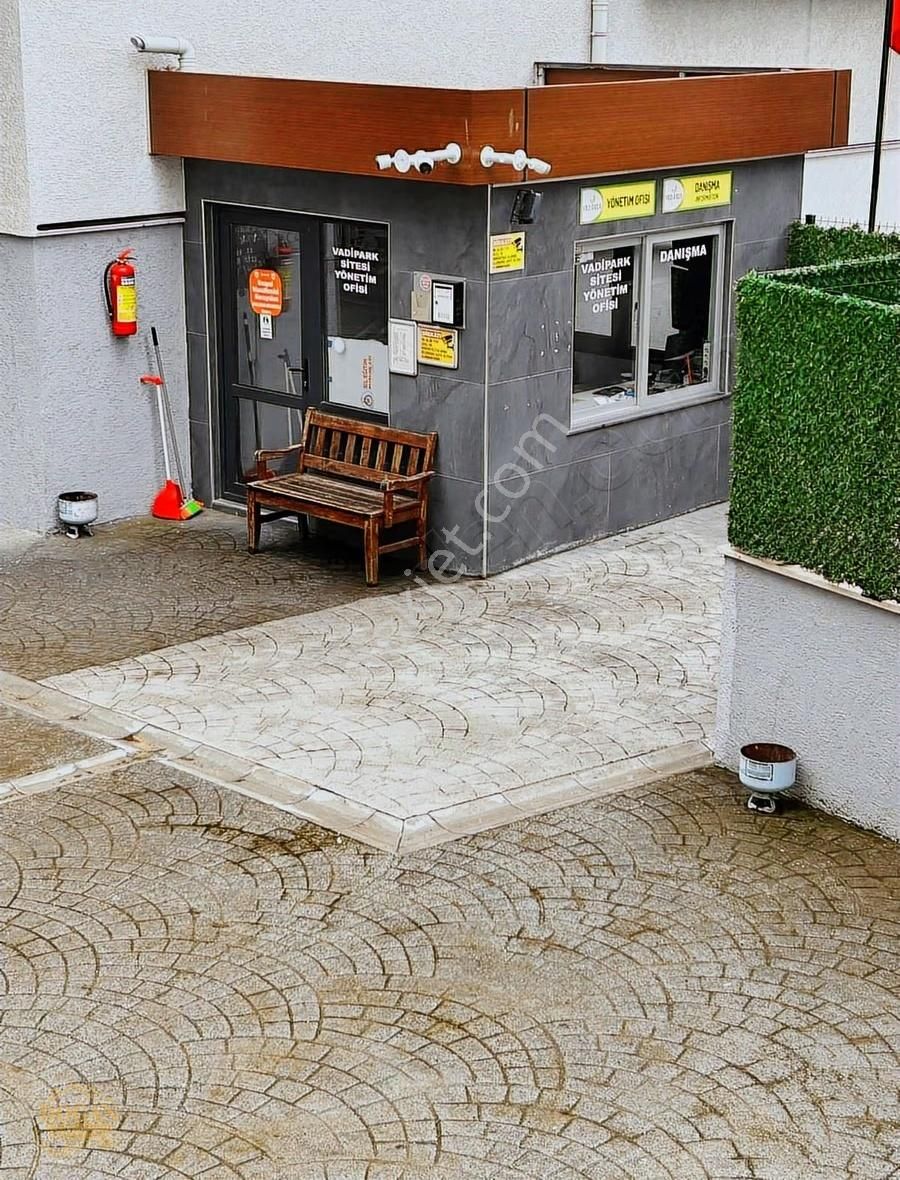 Zeytin Dalı Caddesi Vadi Park Sitesi 3+1 Ara Kat Satılık Daire - Görsel 24