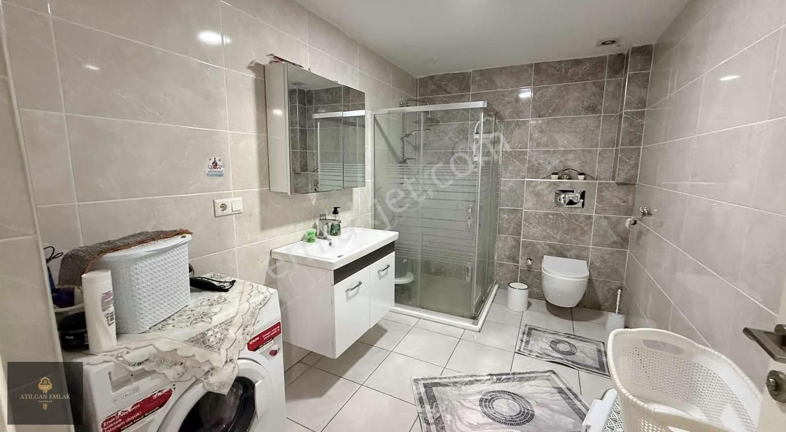 Yeni Binada | Otoparklı | Geniş Kullanımlı Daire - Görsel 18