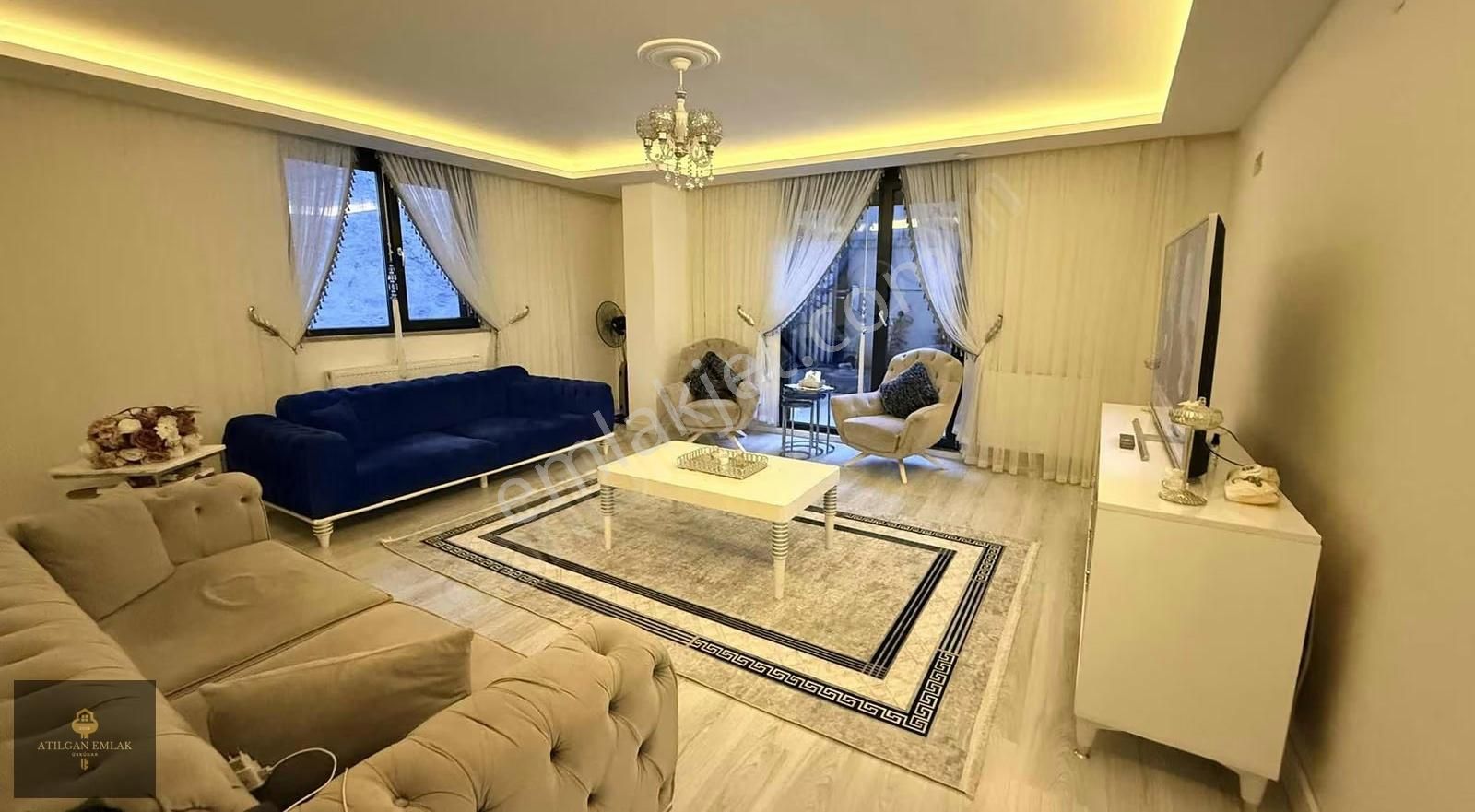 Yeni Binada | Otoparklı | Geniş Kullanımlı Daire