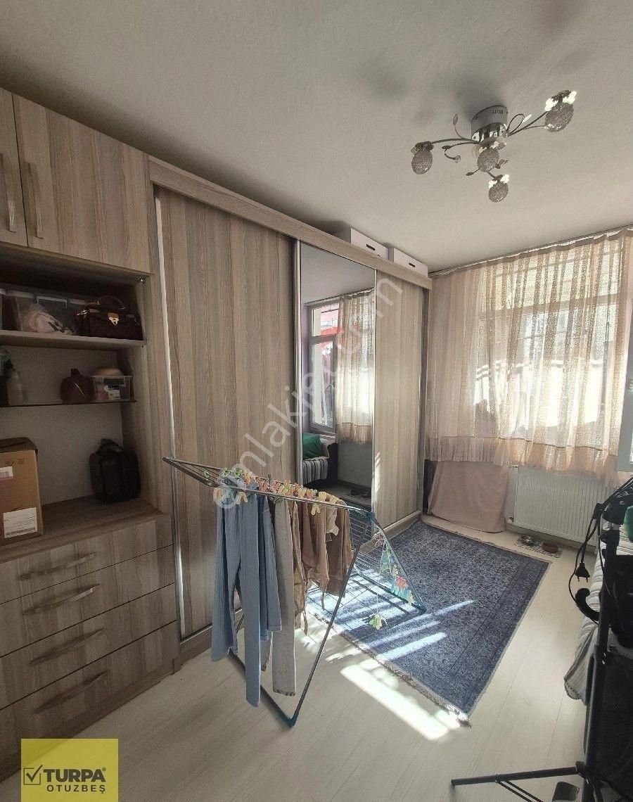 Turpa Otuzbeş'ten Halil Rıfat Paşa Caddesinde 2+1 - Görsel 13