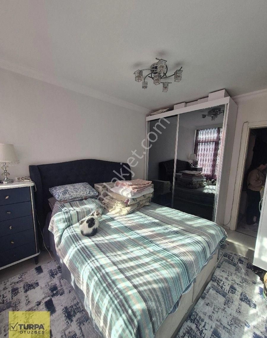 Turpa Otuzbeş'ten Halil Rıfat Paşa Caddesinde 2+1 - Görsel 18