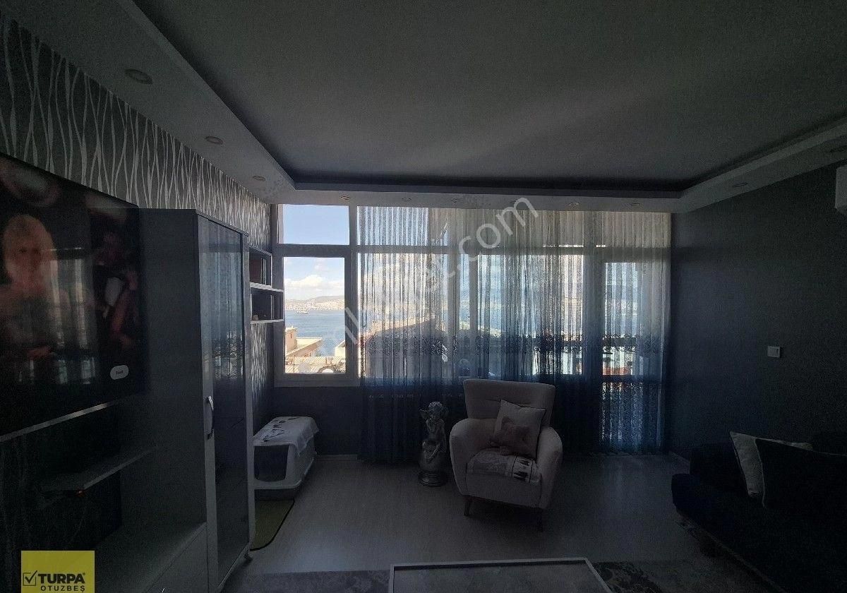 Turpa Otuzbeş'ten Halil Rıfat Paşa Caddesinde 2+1 - Görsel 8