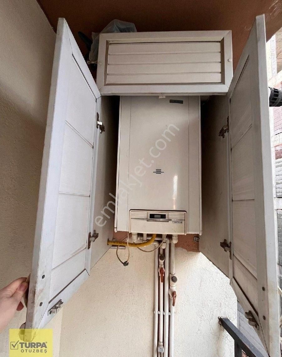 Turpa Otuzbeş'ten Bahar Mahallesinde Genç Binada 2+1 Kiralık - Görsel 4