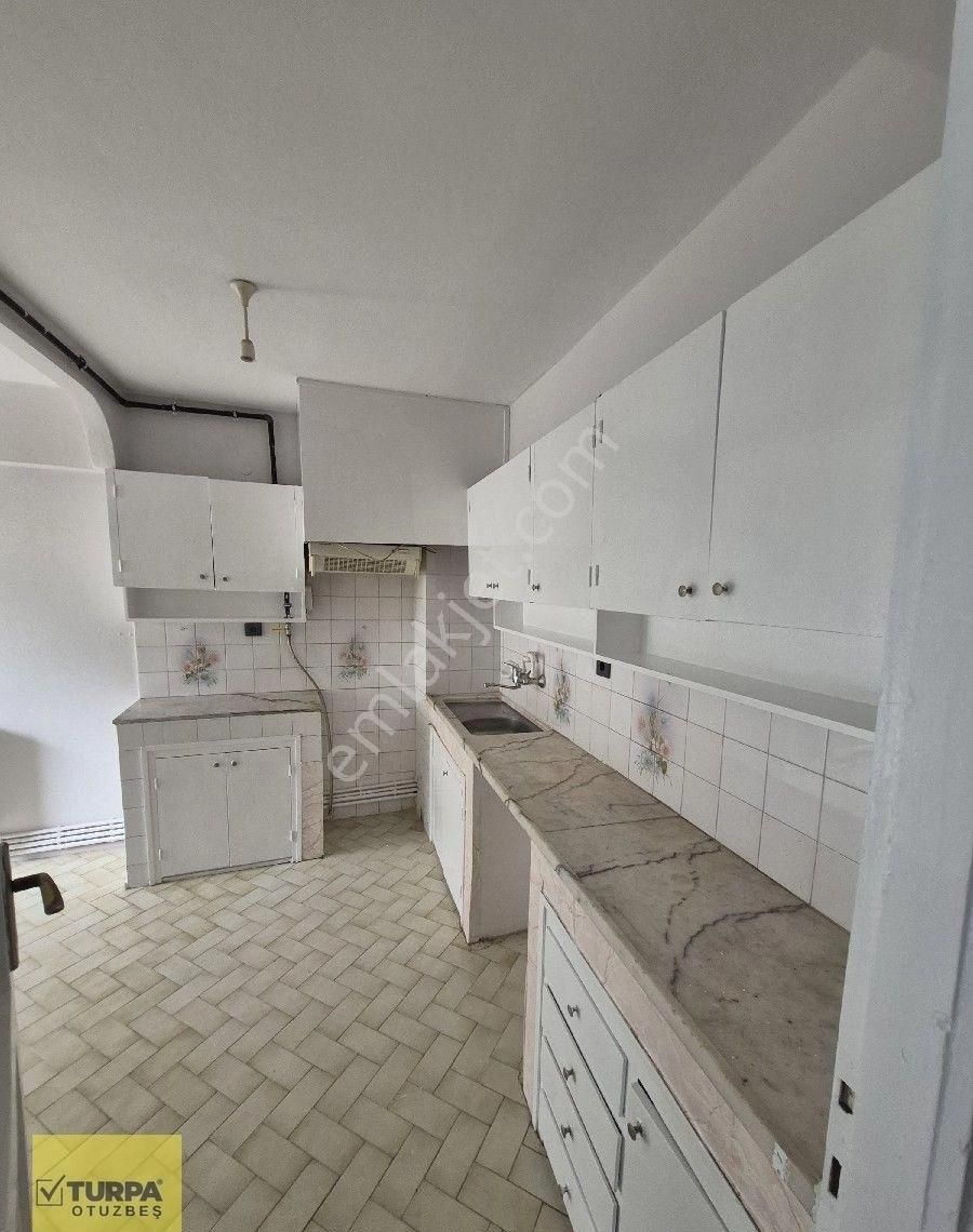 Turpa Otuzbeş'ten Barbaros Mahallesinde 3+1 Kiralık - Görsel 18