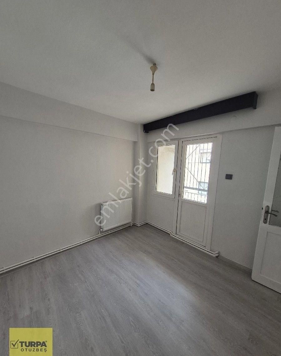 Turpa Otuzbeş'ten Barbaros Mahallesinde 3+1 Kiralık - Görsel 9