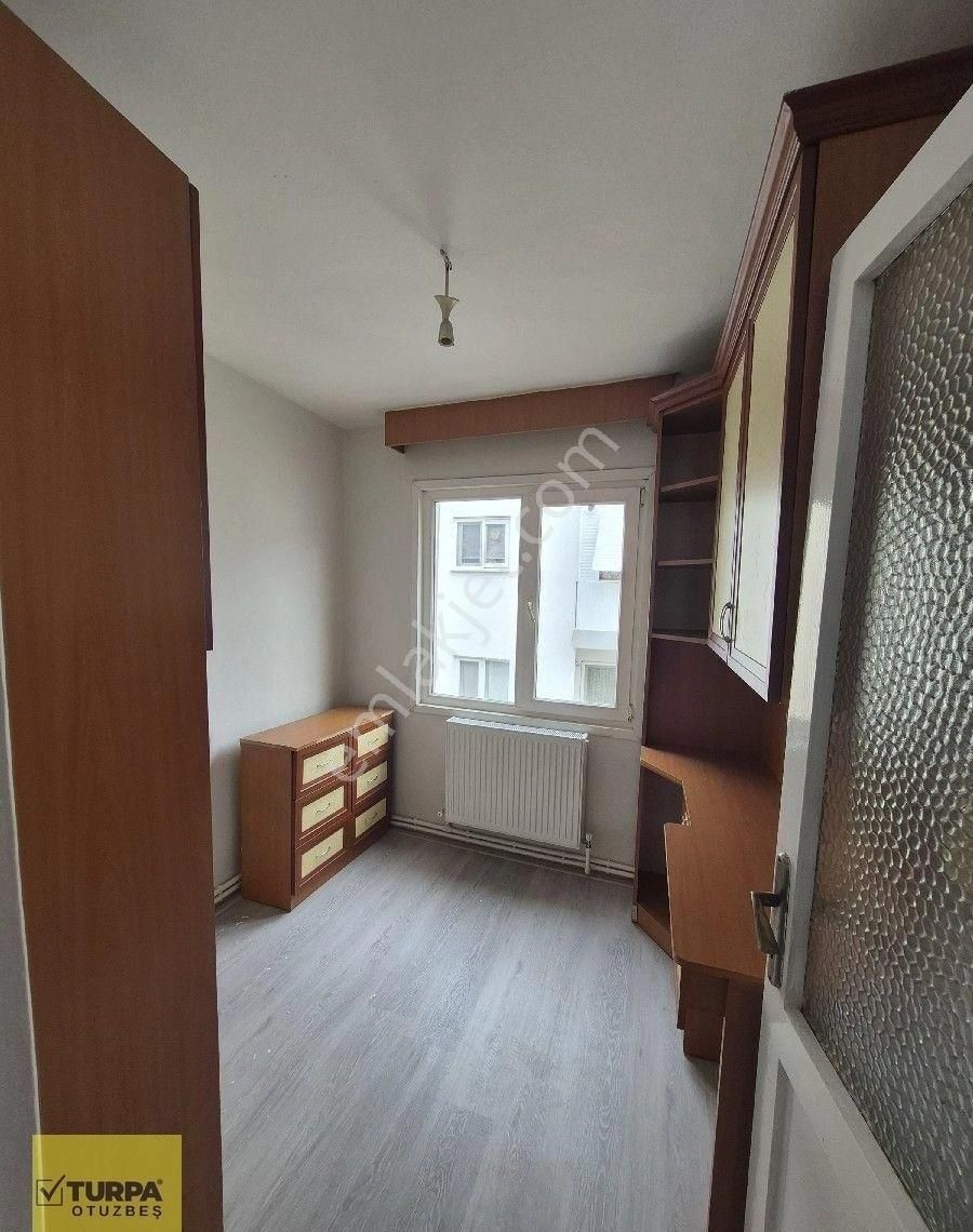 Turpa Otuzbeş'ten Barbaros Mahallesinde 3+1 Kiralık - Görsel 2