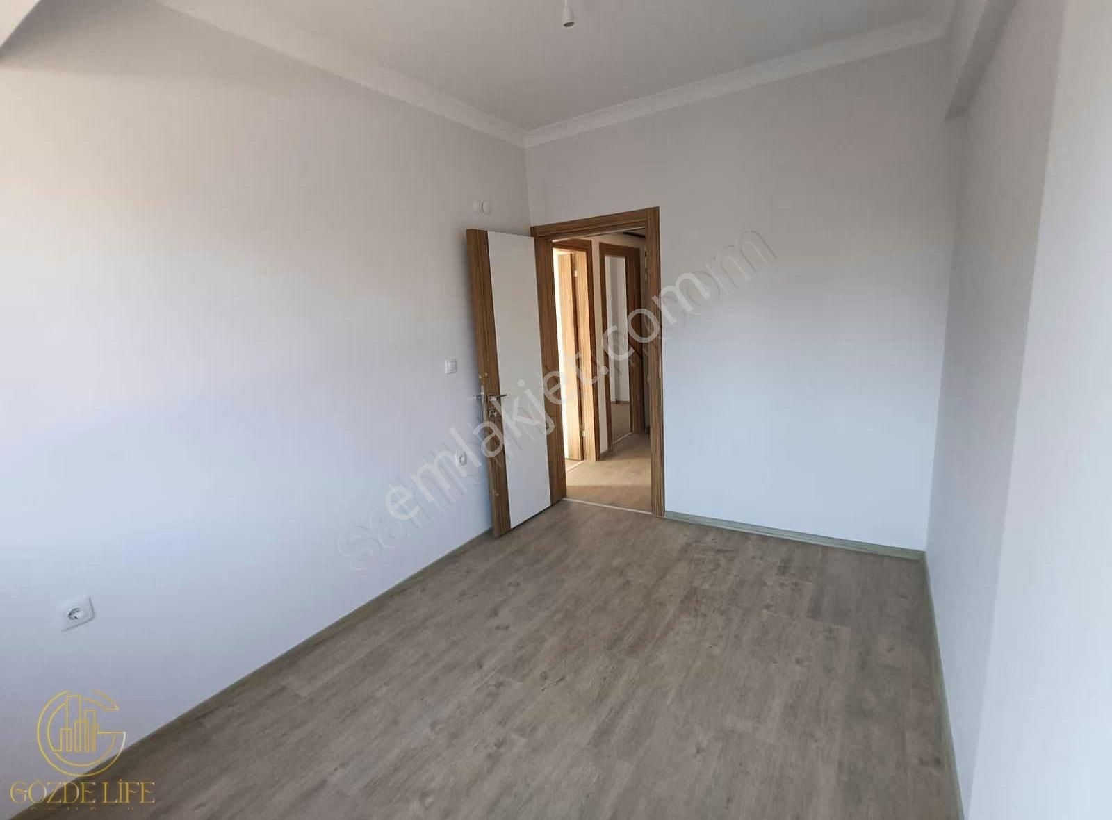 Aliağa Siteler Mahallesi Satılık 1+1 Ve 2+1 Satılık Daireler - Görsel 4