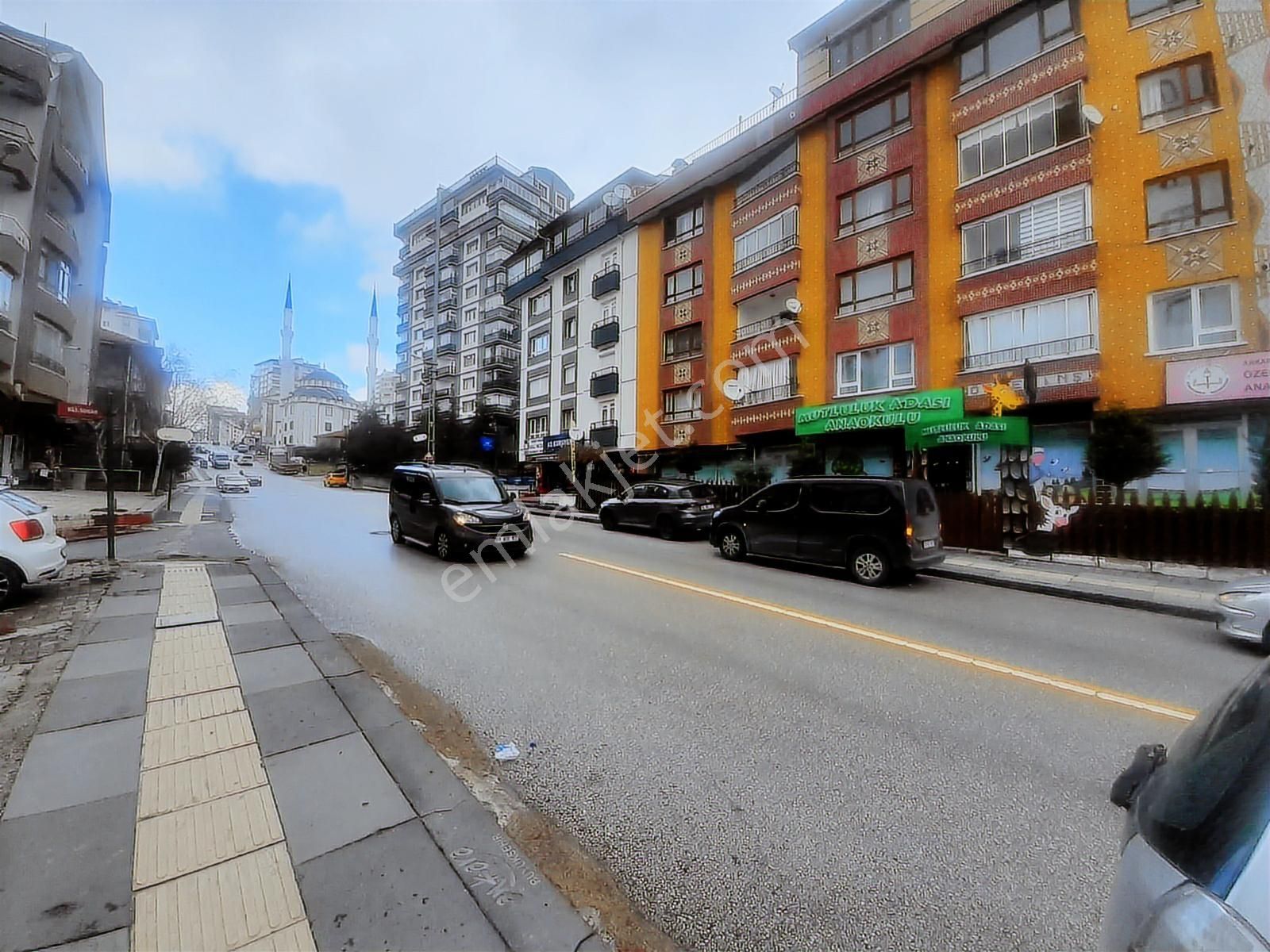 Yenimahalle Kayalar Emirdağ Cad.üzerinde Yapılı 3+1satılık Daire - Görsel 32