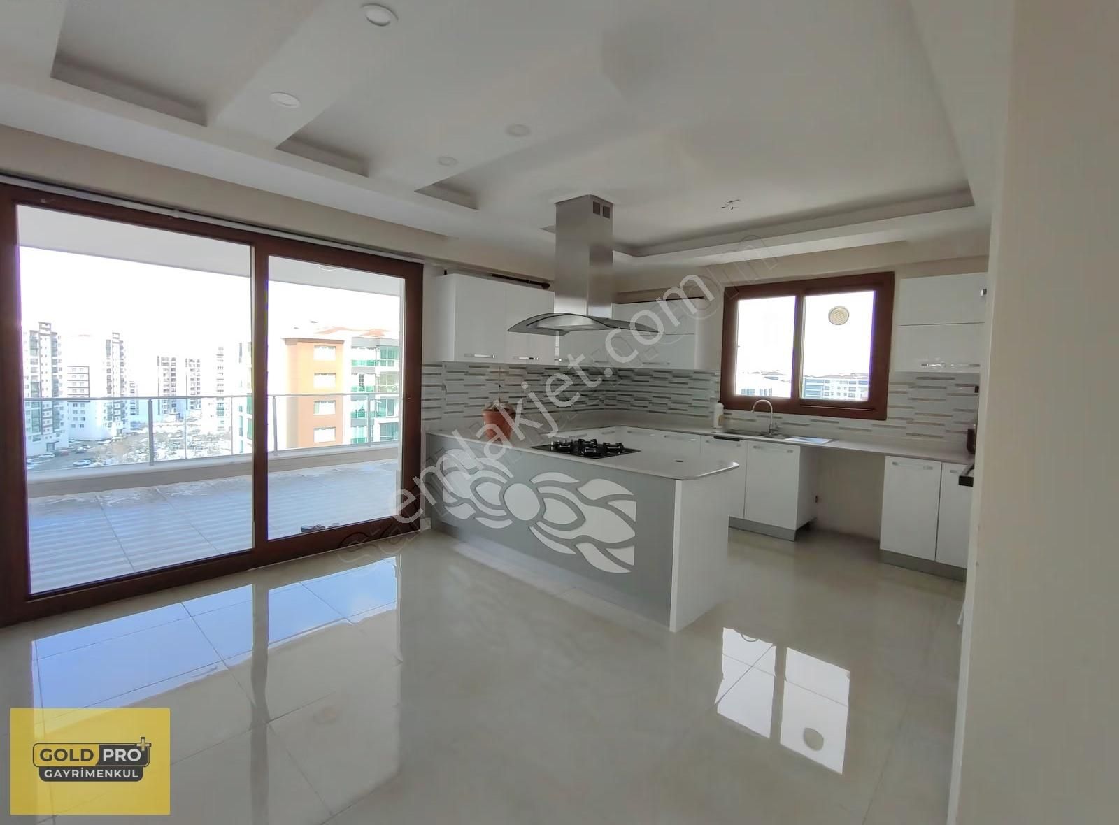 Diyarbakır Kayapınar Fırat Mahallesinde Kiralık 4+1 Daire