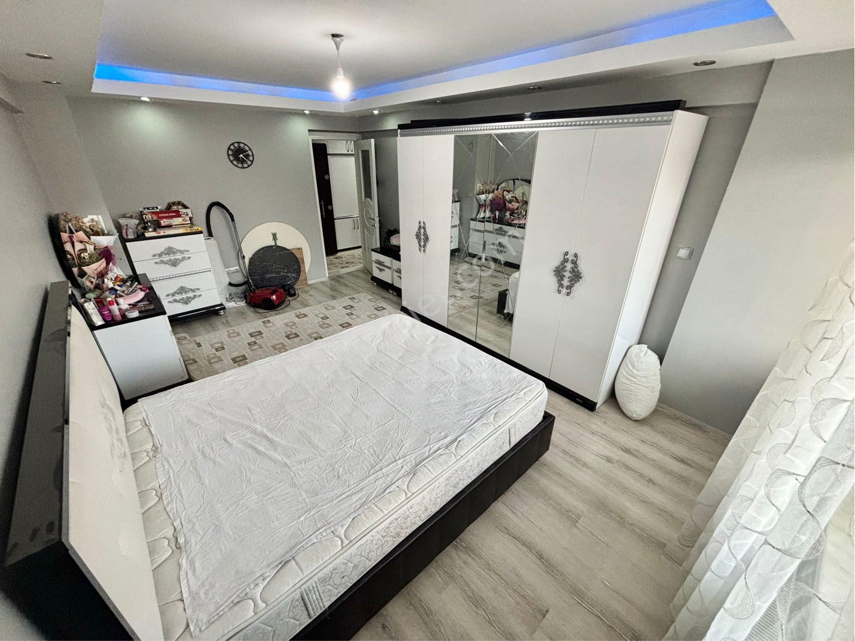 İstiklalde 155 M2 3+1 Arakat 11 Yıllık Fırsat Daire - Görsel 4