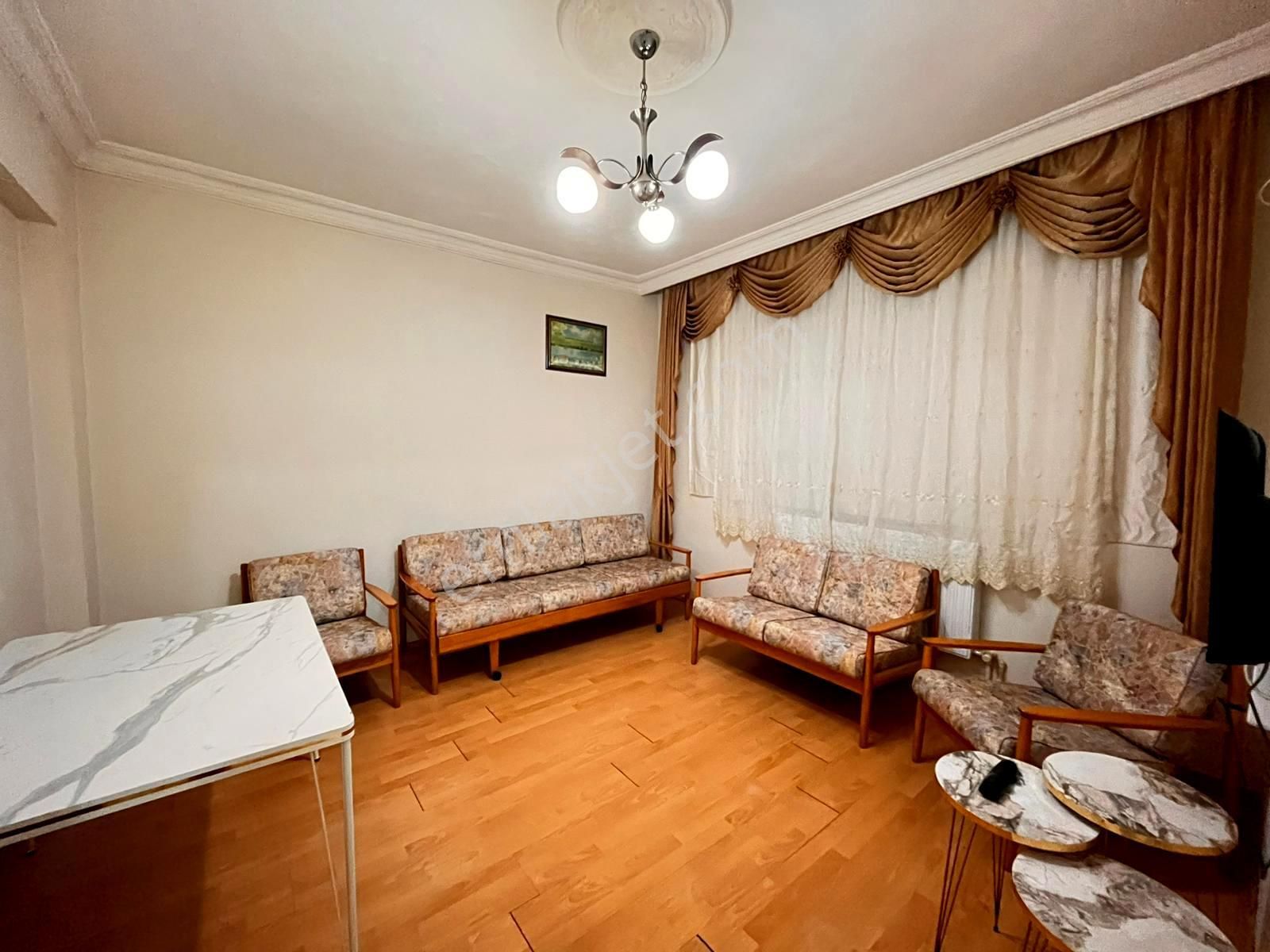 Emre Emlak'tan Selçuklu'da Muhteşem Lokasyon'da Eşyalı Satılık 2+1 Daire - Görsel 5