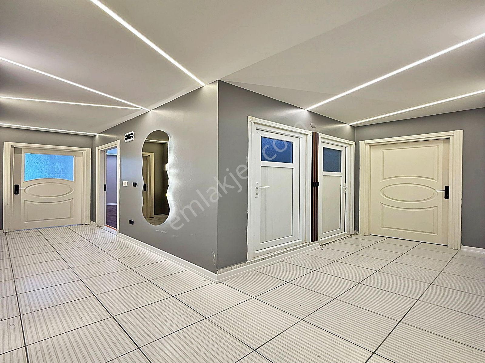 Metrobüse 10 Dakika ! Ultra Lüks Tasarımlı 3+1 Satılık Daire !!! - Görsel 15