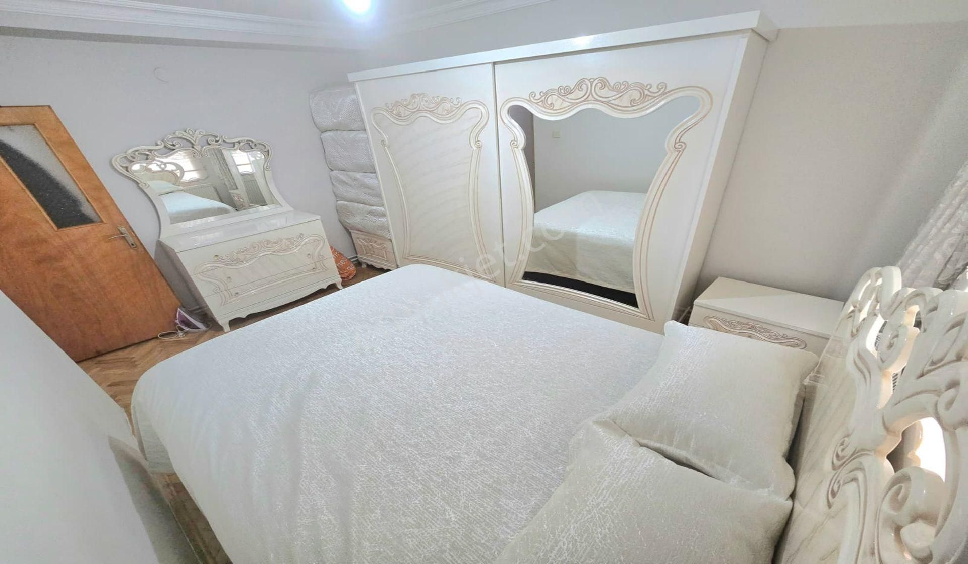 Kuşcağızda Cadde Üzerinde 3+1 Katta Masrafsız Yapılı - Görsel 17