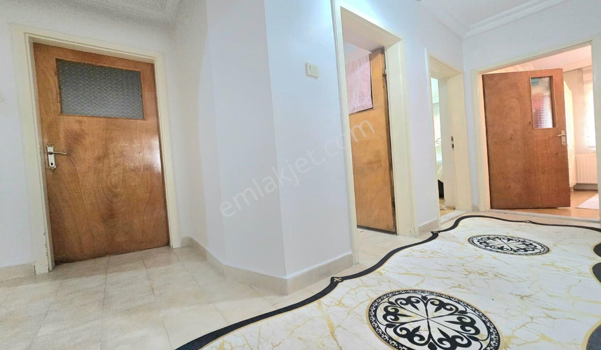 Kuşcağızda Cadde Üzerinde 3+1 Katta Masrafsız Yapılı - Görsel 24