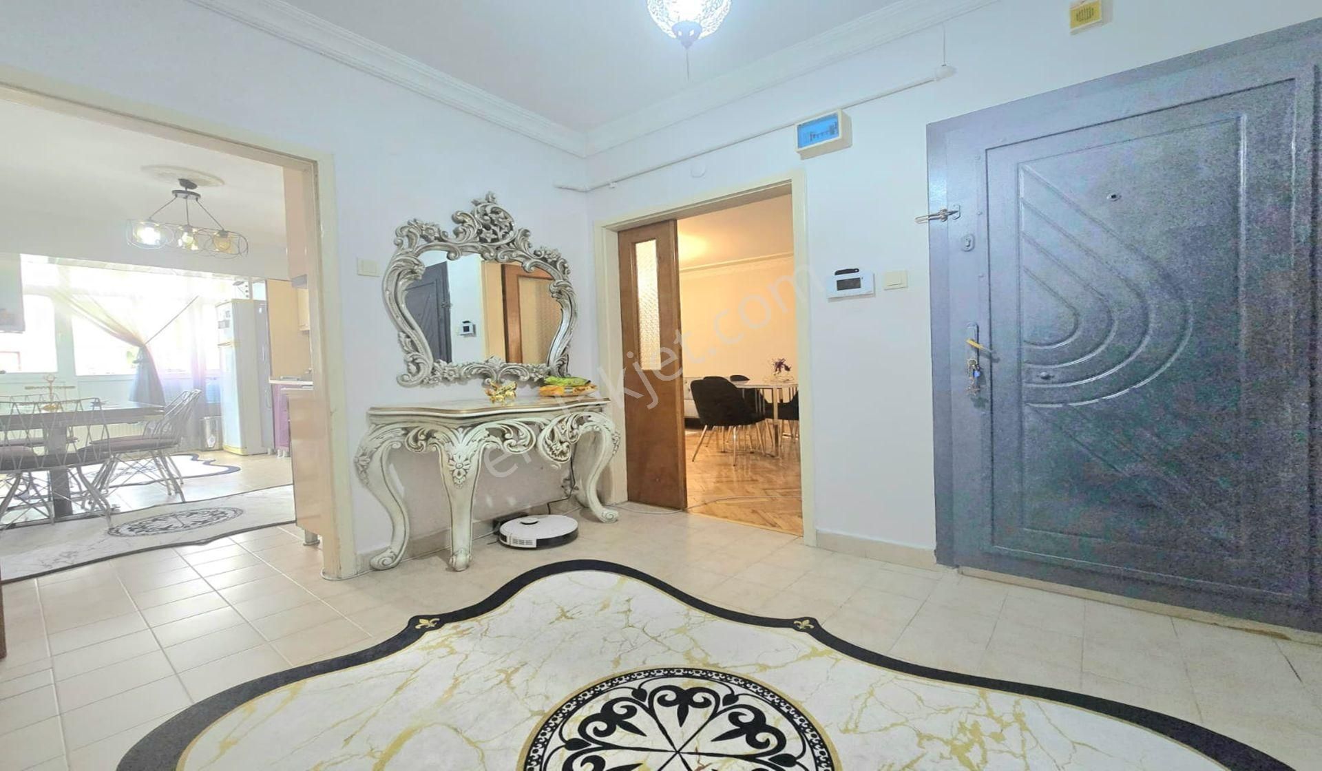 Kuşcağızda Cadde Üzerinde 3+1 Katta Masrafsız Yapılı - Görsel 16