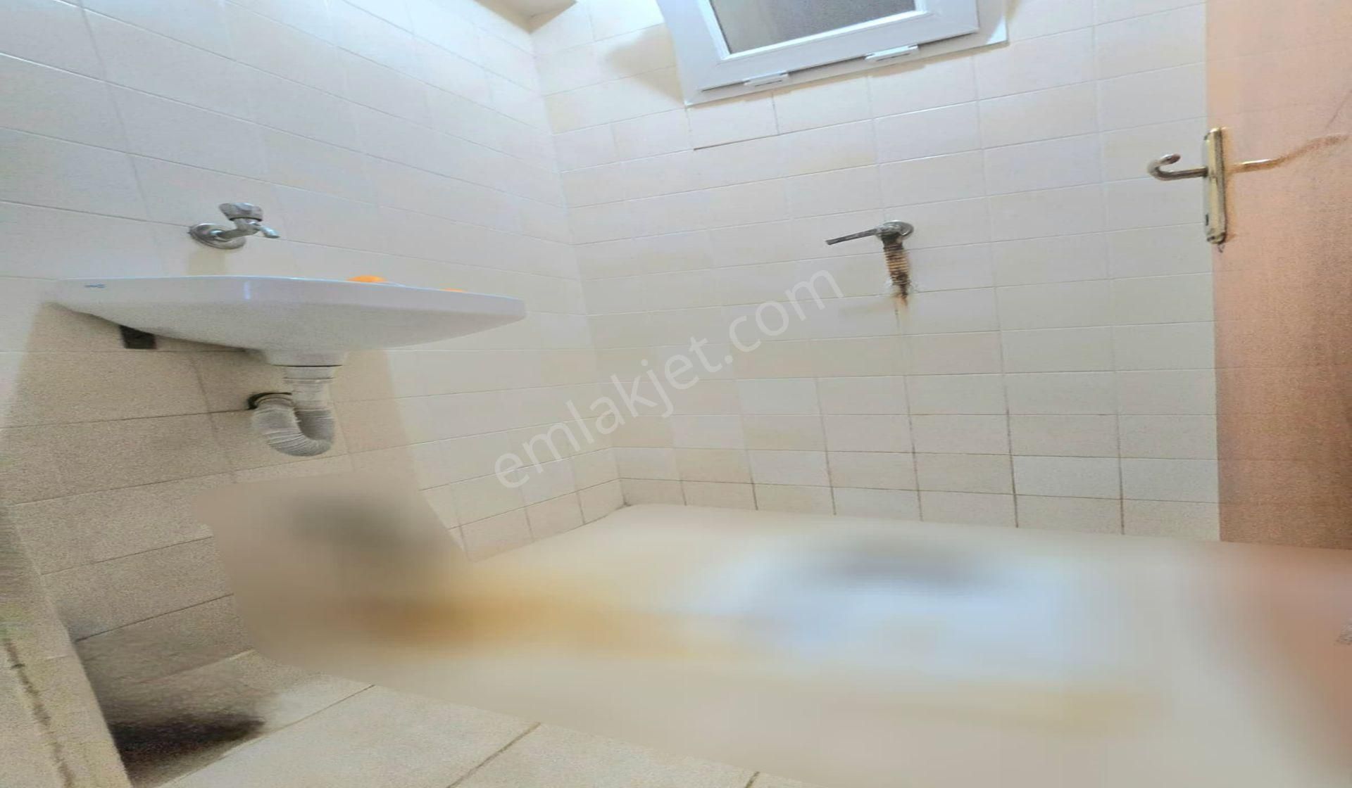 Kuşcağızda Cadde Üzerinde 3+1 Katta Masrafsız Yapılı - Görsel 27