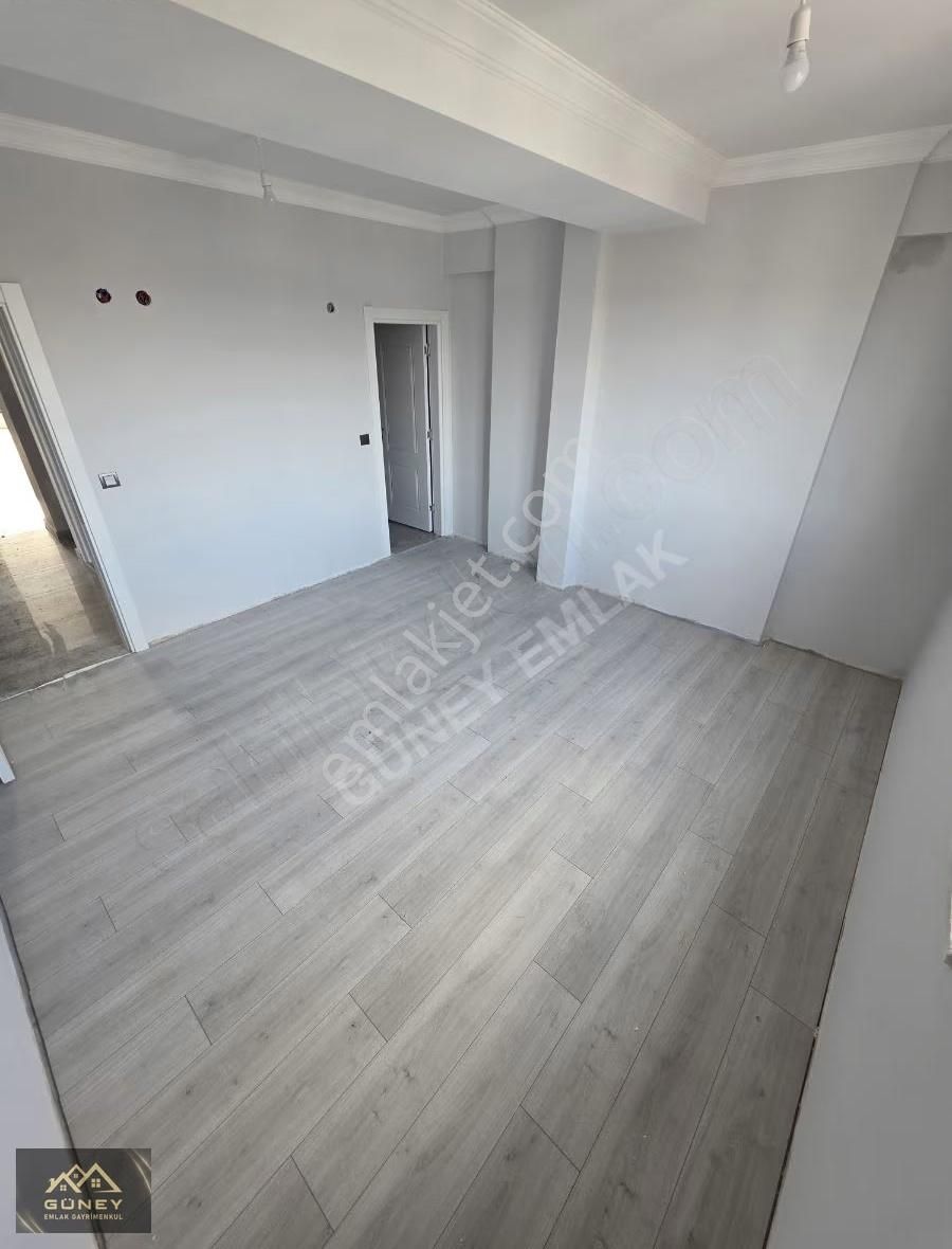 Güney Emlaktan Satılık 2+1