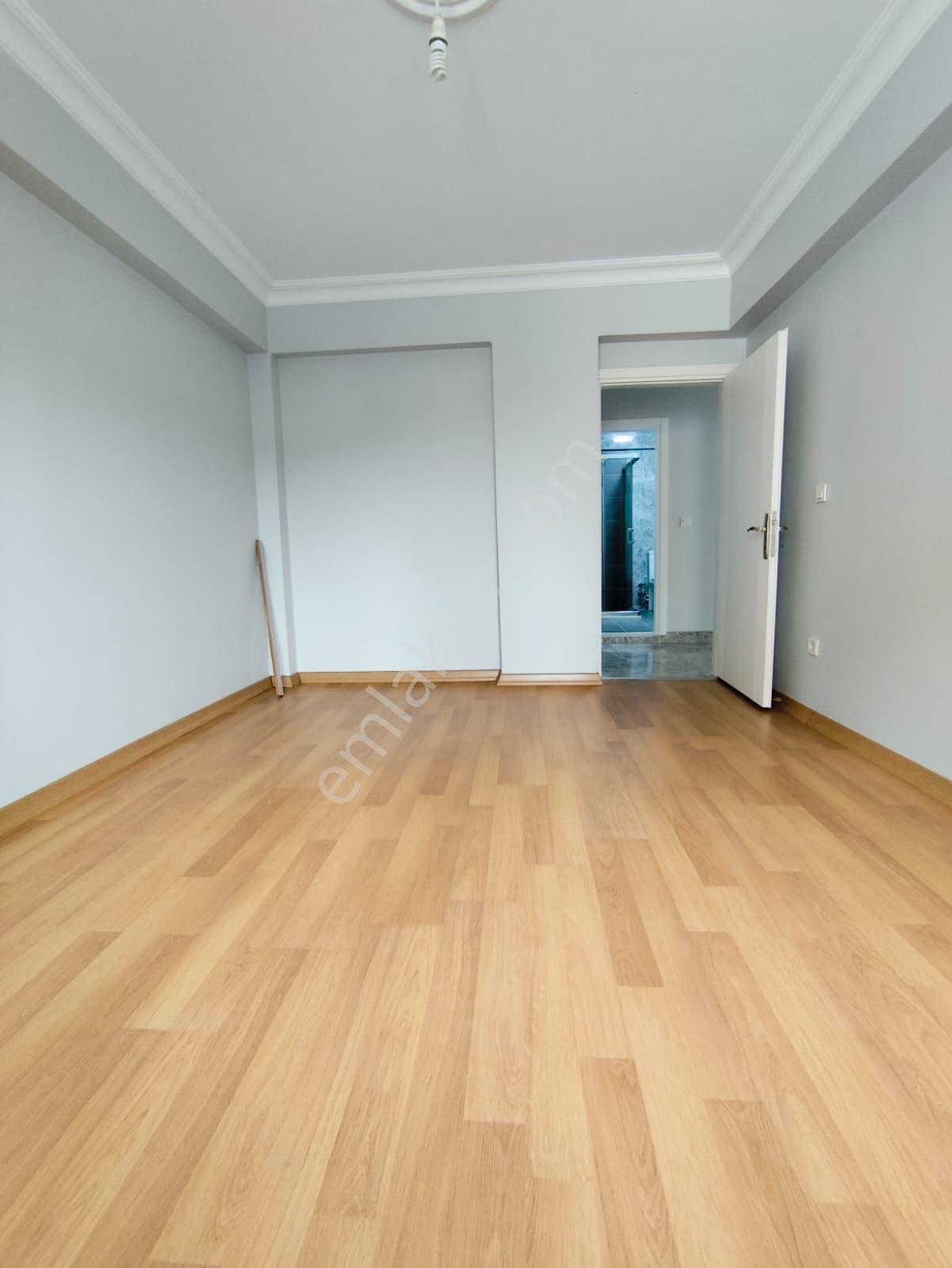 Mertcan Dan Cumhuriyet Mah İçi Full Yenilenmiş 2+1 Ankastreli - İskanlı - Görsel 10