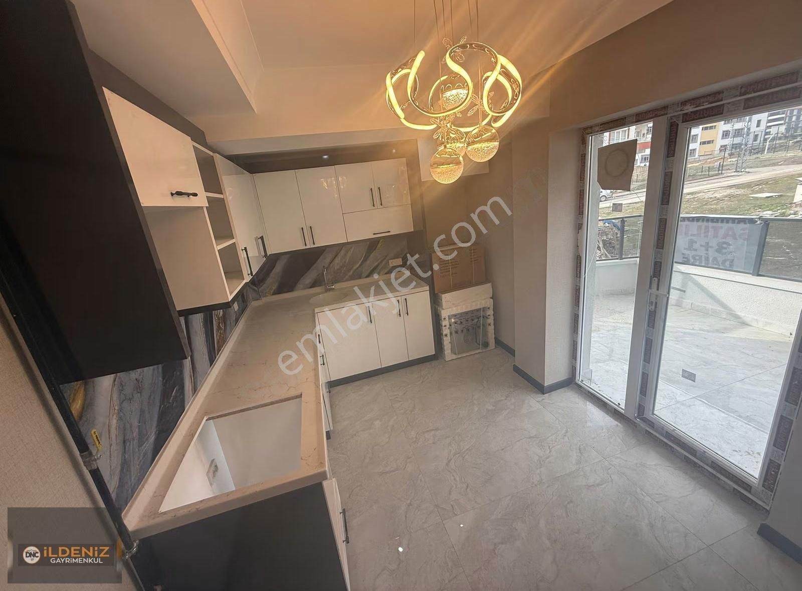 ⫸ildenizden Fevzi Çakmakta 1. Katta 3+1 Daire仺