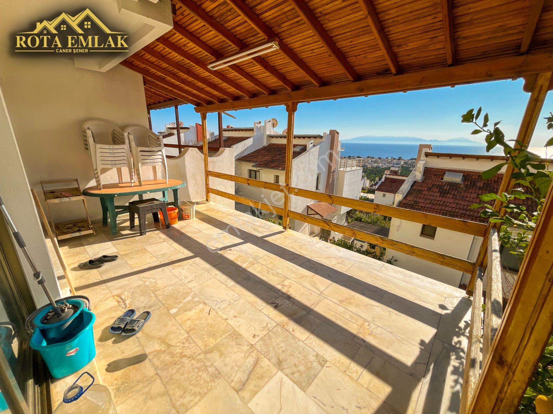 Rota Emlak'tan Gümüldürde Havuzlu Site İçinde Satılık 3+1 Villa - Görsel 16