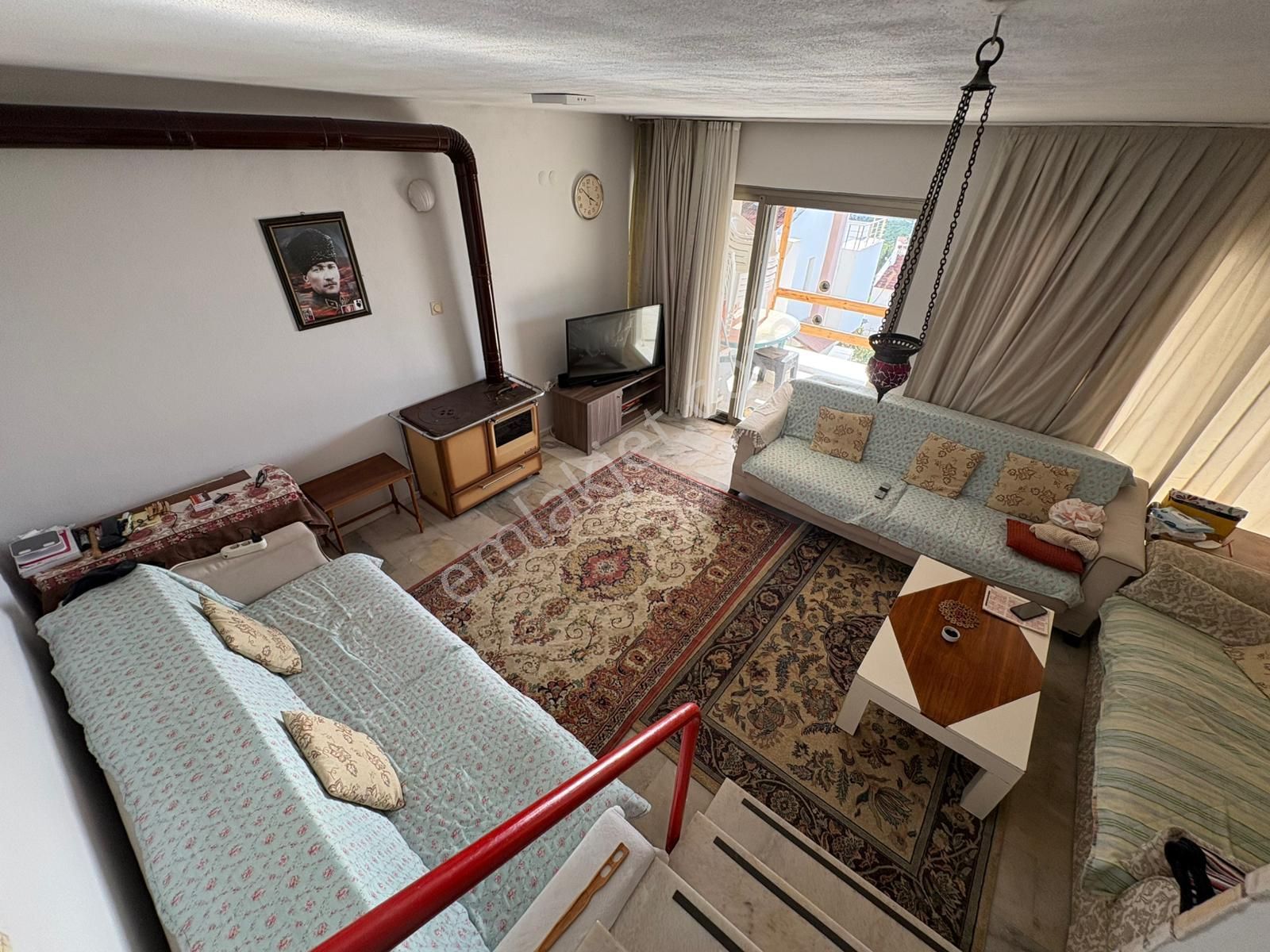 Rota Emlak'tan Gümüldürde Havuzlu Site İçinde Satılık 3+1 Villa - Görsel 4