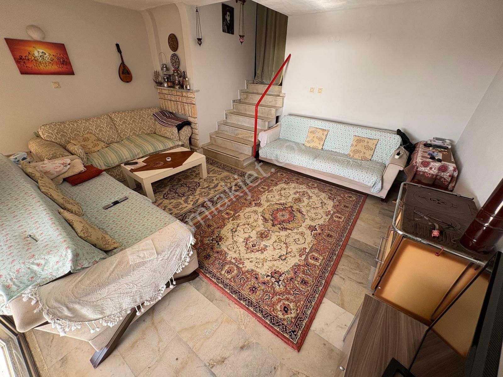 Rota Emlak'tan Gümüldürde Havuzlu Site İçinde Satılık 3+1 Villa - Görsel 3