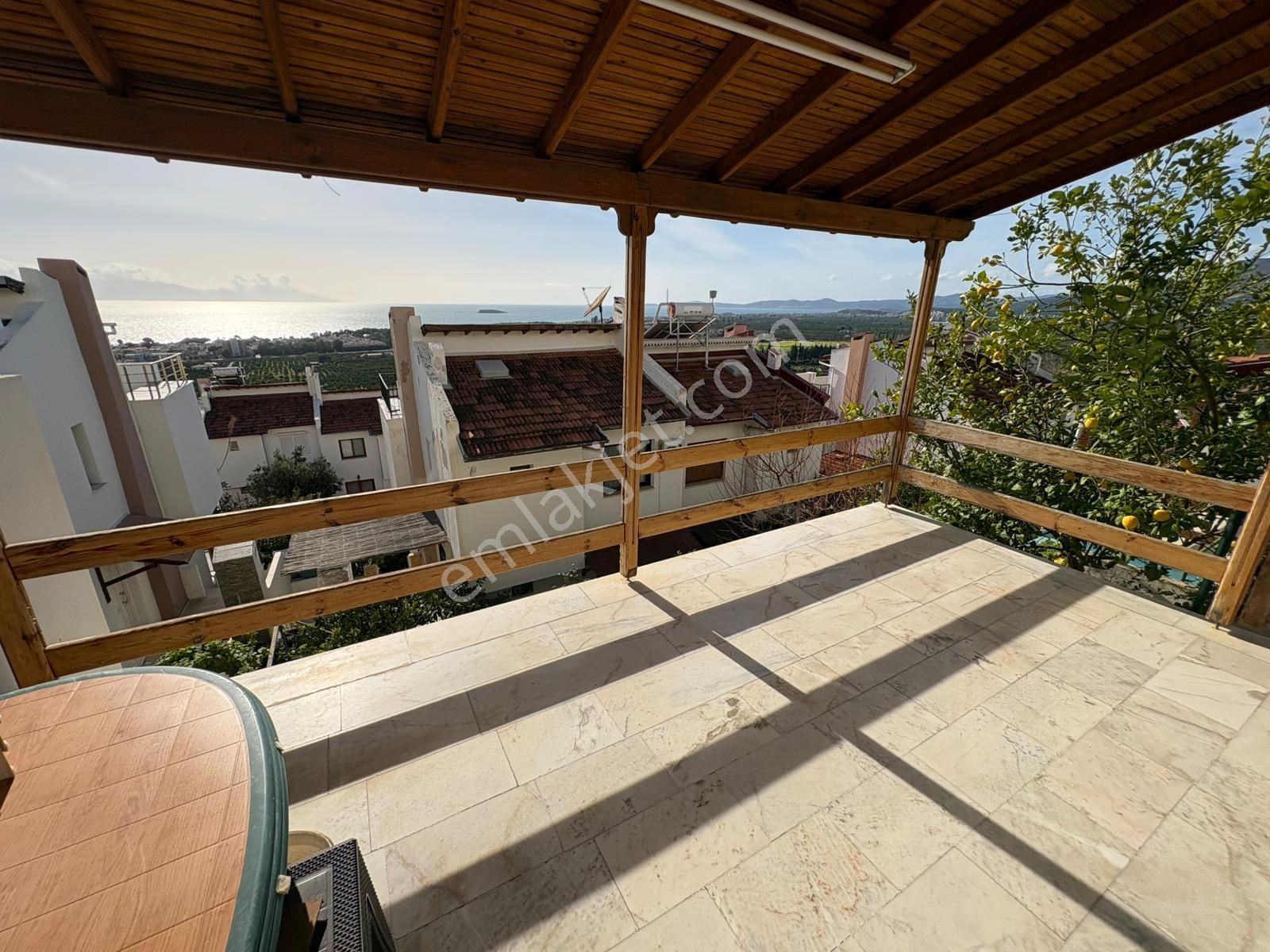 Rota Emlak'tan Gümüldürde Havuzlu Site İçinde Satılık 3+1 Villa - Görsel 16