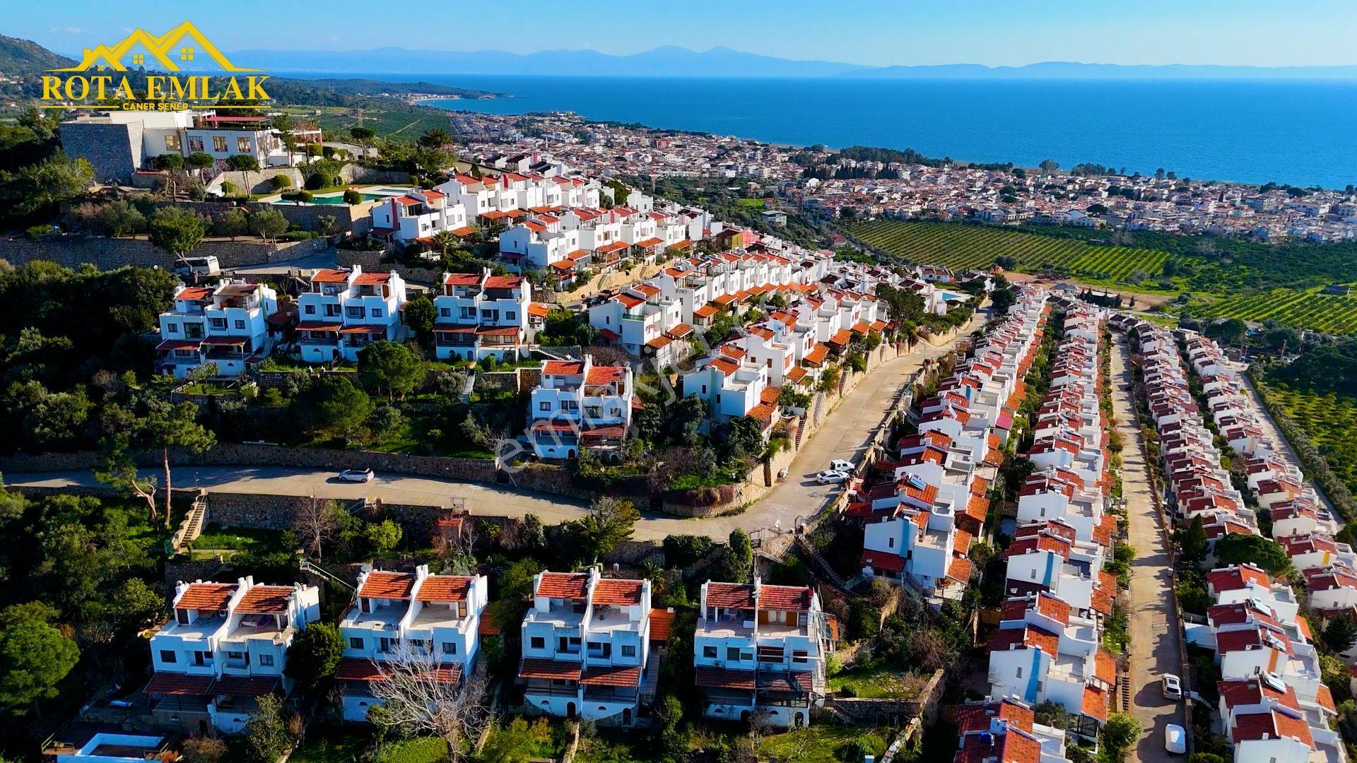 Rota Emlak'tan Gümüldürde Havuzlu Site İçinde Satılık 3+1 Villa - Görsel 32