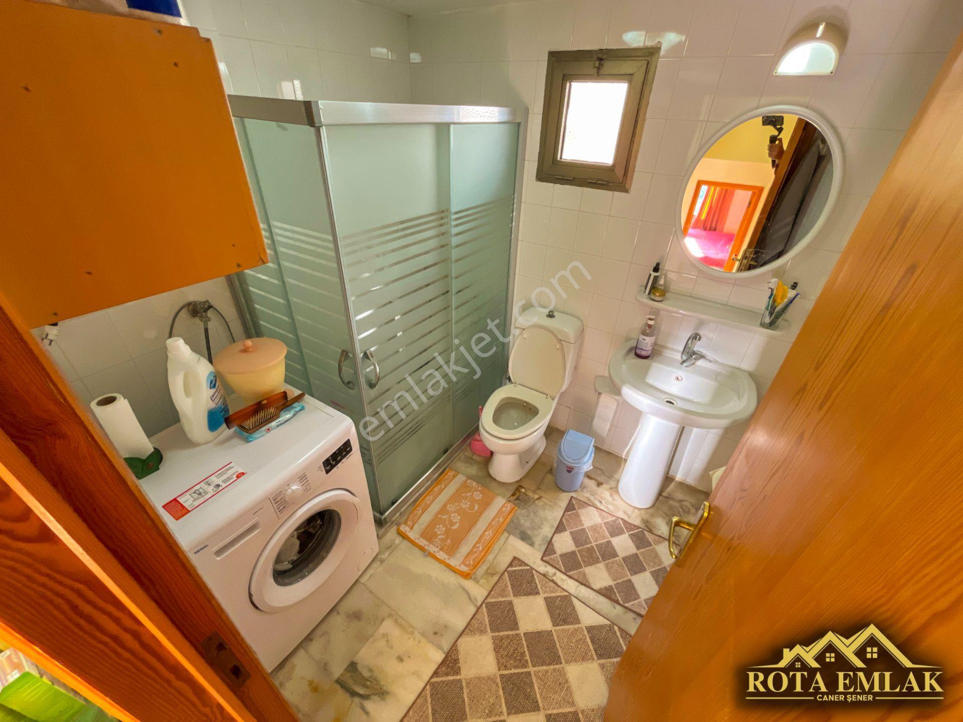 Rota Emlak'tan Gümüldürde Havuzlu Site İçinde Satılık 3+1 Villa - Görsel 13