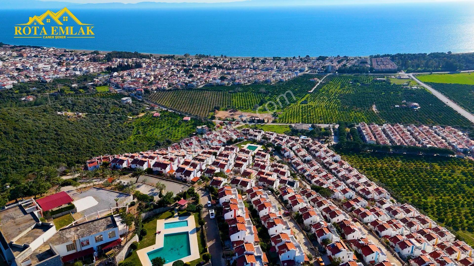 Rota Emlak'tan Gümüldürde Havuzlu Site İçinde Satılık 3+1 Villa - Görsel 30