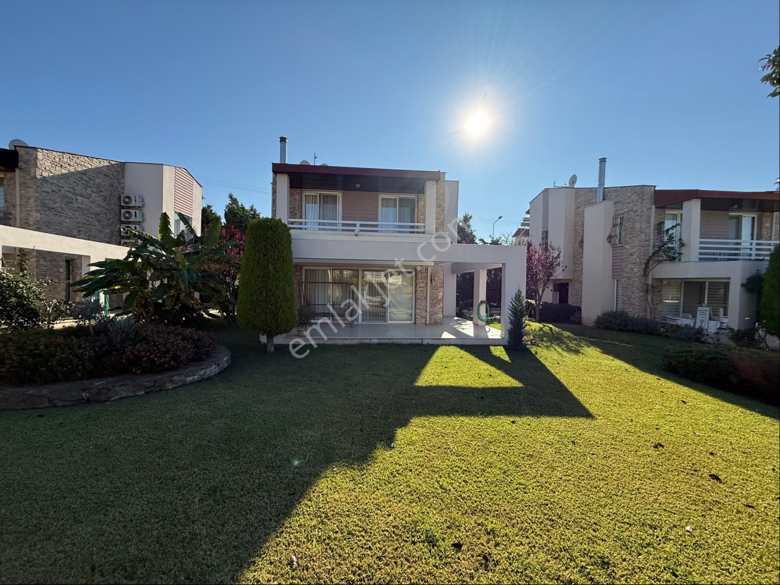 Sevgi Pilajına Yürüme Mesafesinde 3+1 Müstakil Yazlık