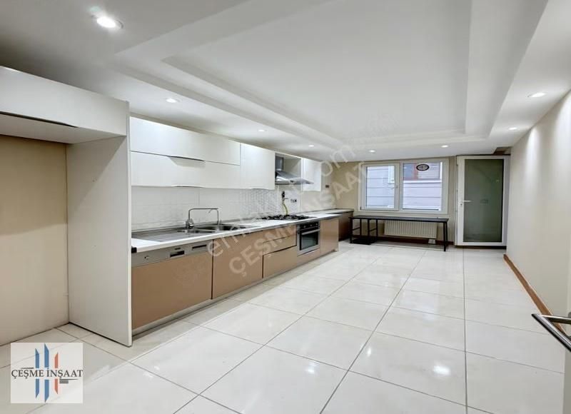 Beykent Kolejler Bölgesinde Full Concept Site İçi 2,5+1 Ara Kat - Görsel 15