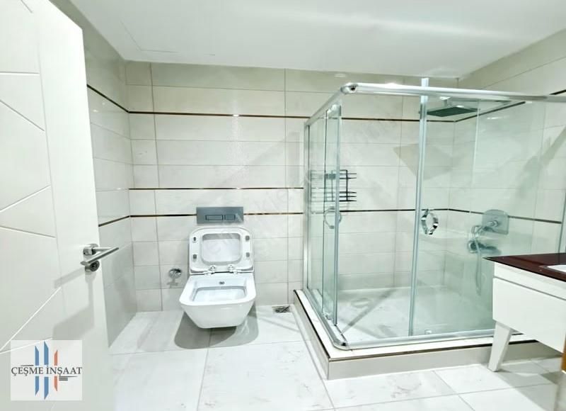 Beykent Kolejler Bölgesinde Full Concept Site İçi 2,5+1 Ara Kat - Görsel 3