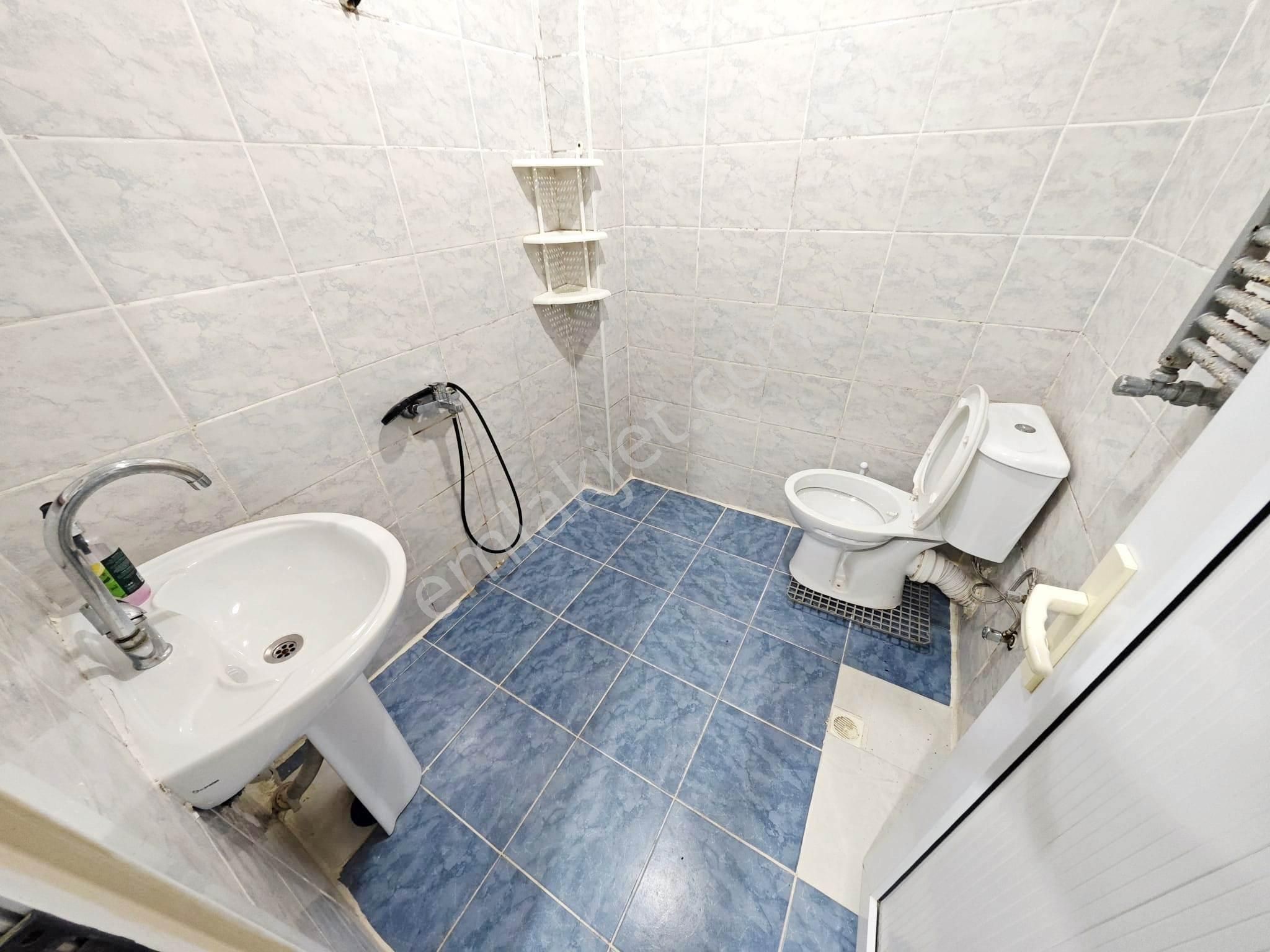 Fatih Emlak Tan Çakmak Duragı Yakını 3 Kat 2+1 Krediye Uygun Asansörlü Daire - Görsel 9