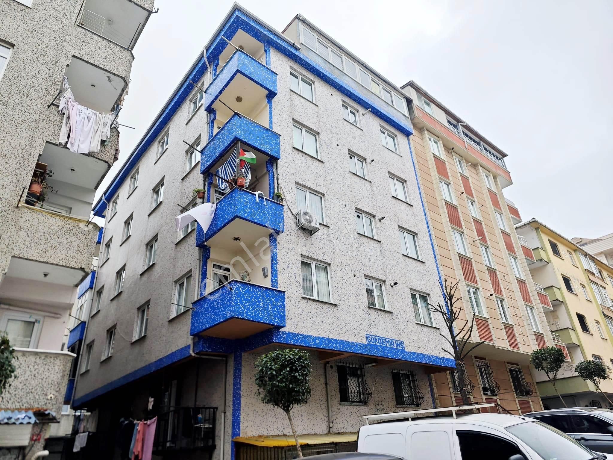 Fatih Emlak Tan Çakmak Duragı Yakını 3 Kat 2+1 Krediye Uygun Asansörlü Daire