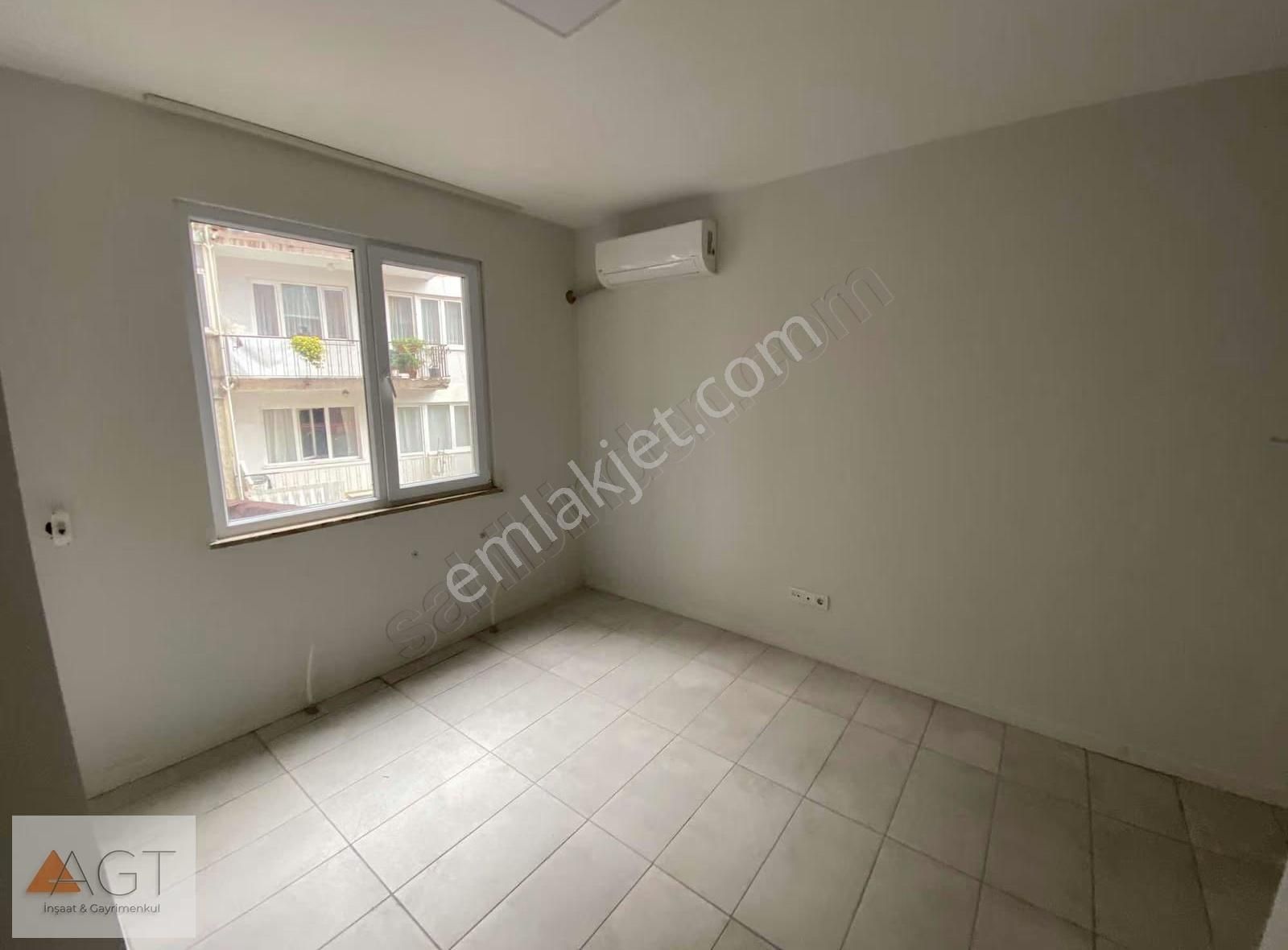 Agt'den Yamanevler Mah. 30m2 Cadde Üzeri Kiralık Ofis - Görsel 3
